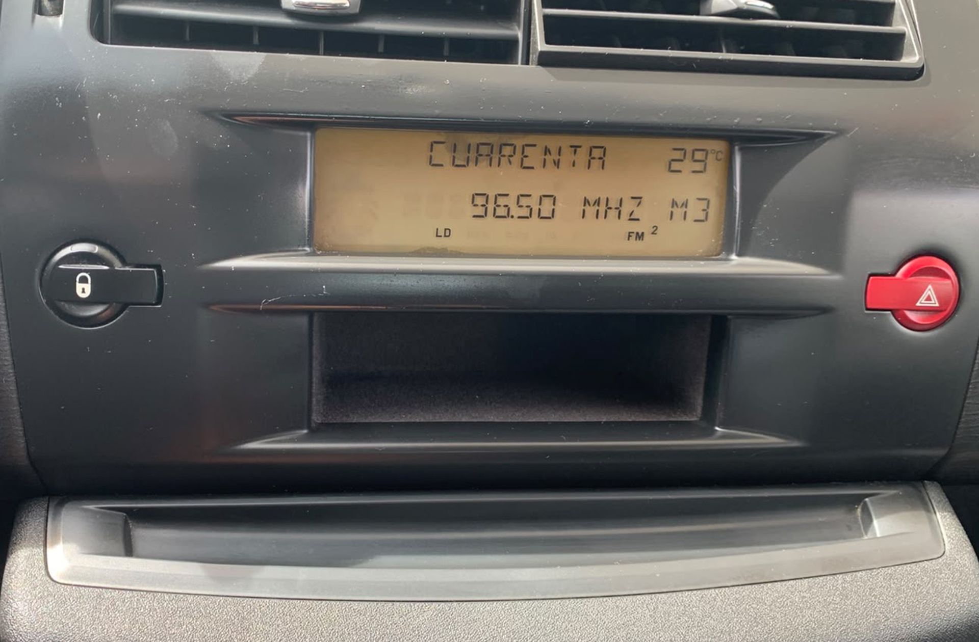 Citroën C4 1.6 HDi LX - foto 26