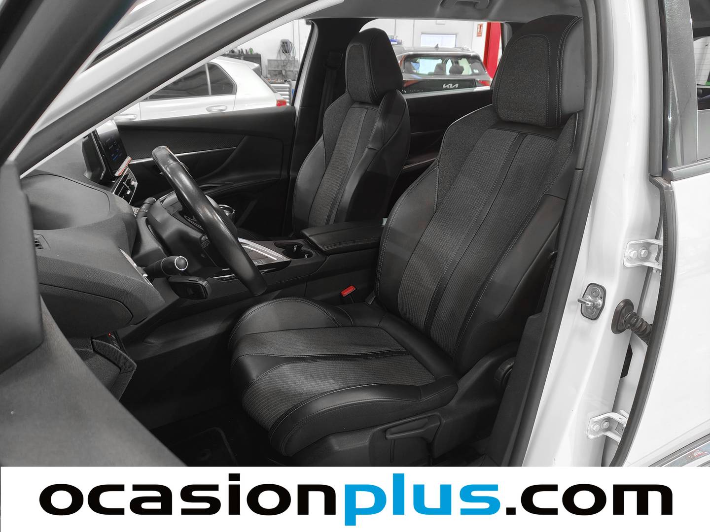 Foto Peugeot 5008 Peugeot 5008 BlueHDi 130 S&S Allure (130 CV) 7 Plazas