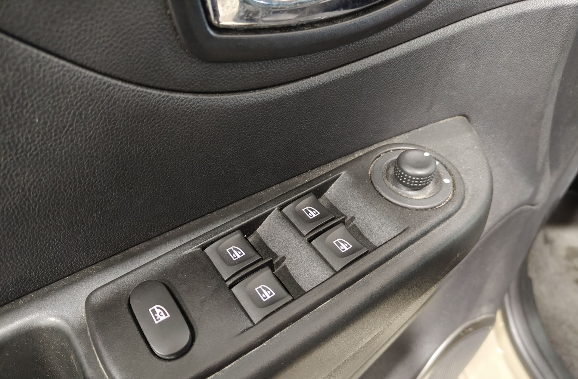 Renault Captur Intens Energy eco2 TCe - foto 28