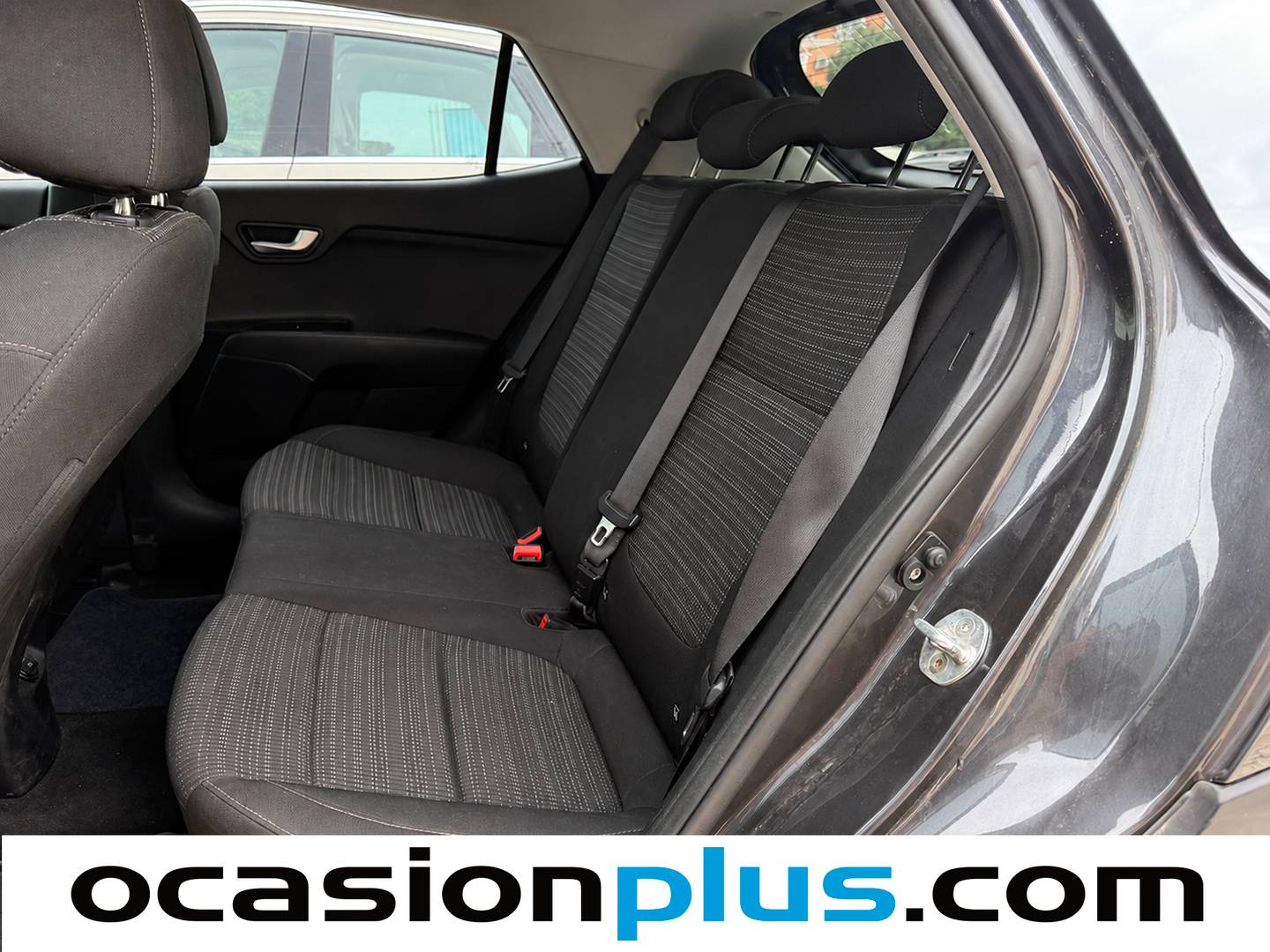 Foto asientos traseros KIA Stonic KIA Stonic 1.0 T-GDi Drive (100 CV)