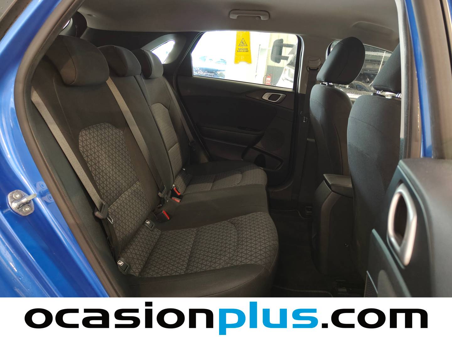 Foto asientos traseros KIA Ceed KIA Ceed 1.0 T-GDi Concept (100 CV)