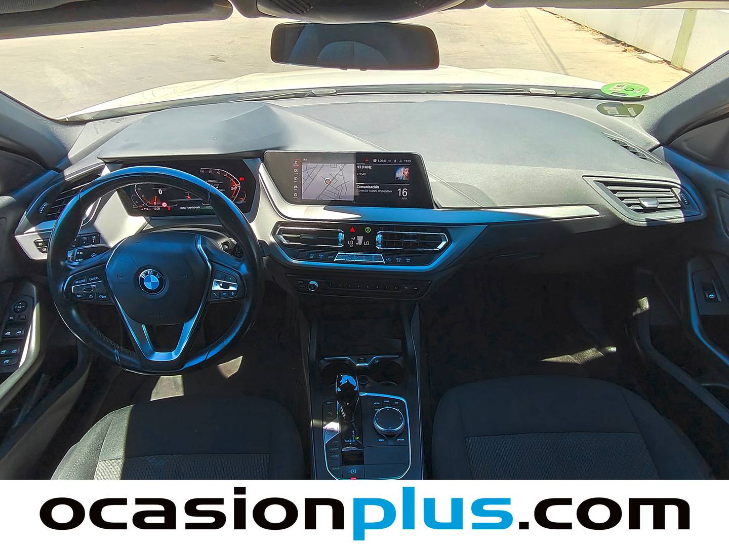 Foto asientos delanteros BMW Serie 1 BMW Serie 1 118d Business (150 CV)