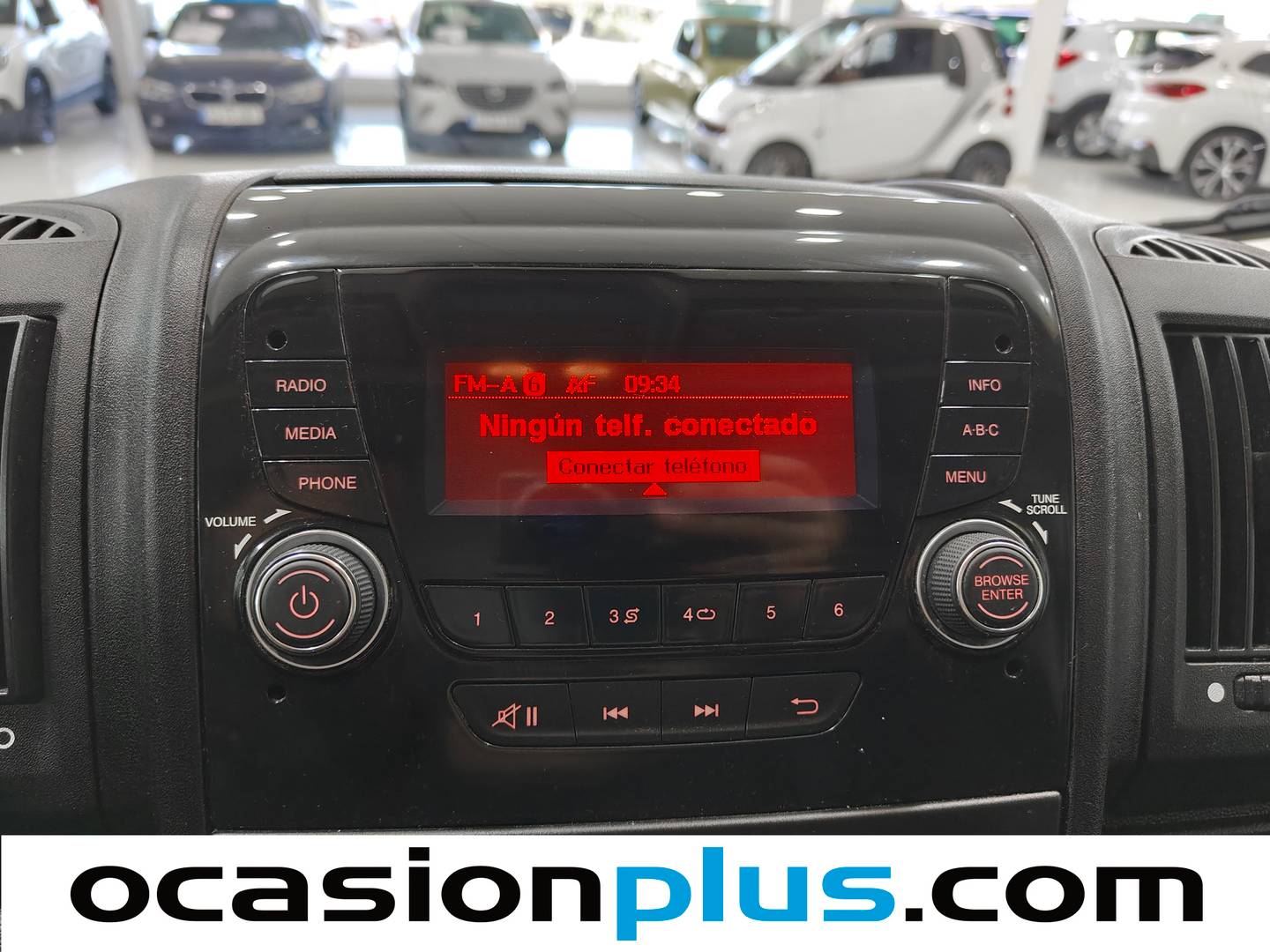 Equipamiento del Peugeot Boxer Peugeot Boxer Furgon BlueHDi 130 335 L3H2 (130 CV)