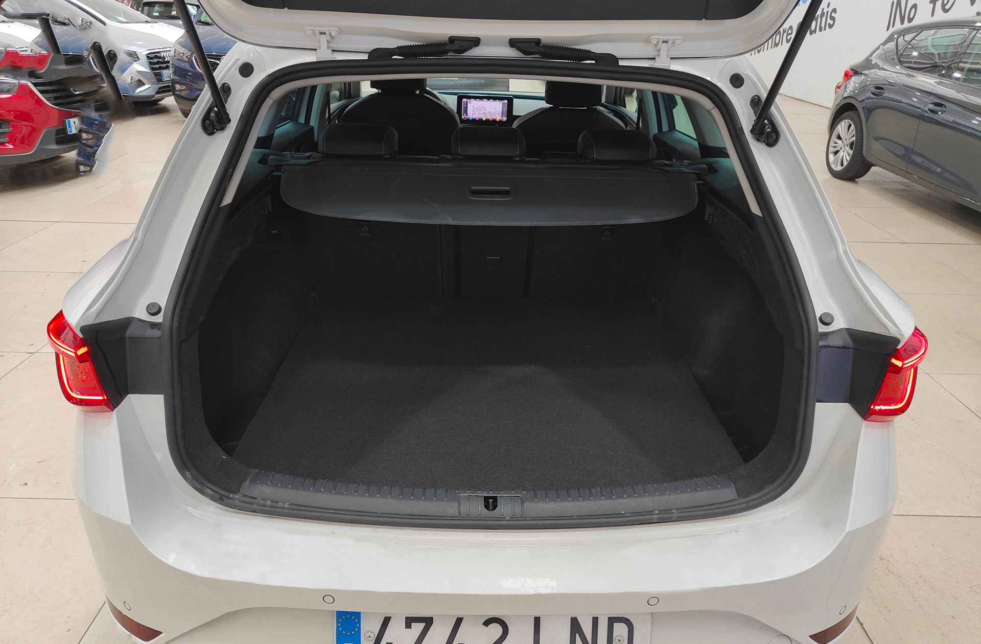 SEAT León ST 1.4 e-Hybrid Xcellence Go L DSG - foto 17