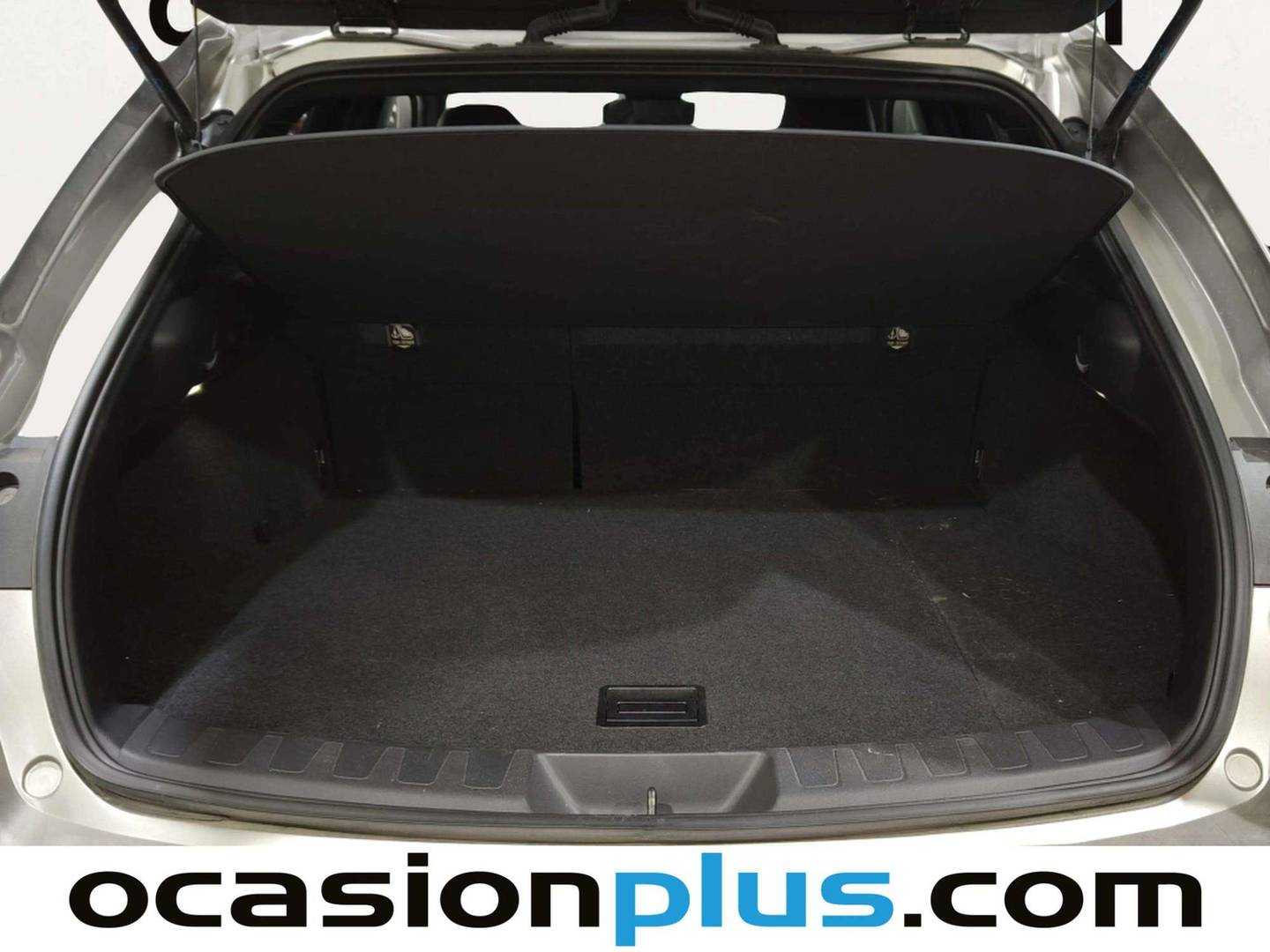Fotos maletero Lexus UX Lexus UX 250h Business 2WD (184 CV)