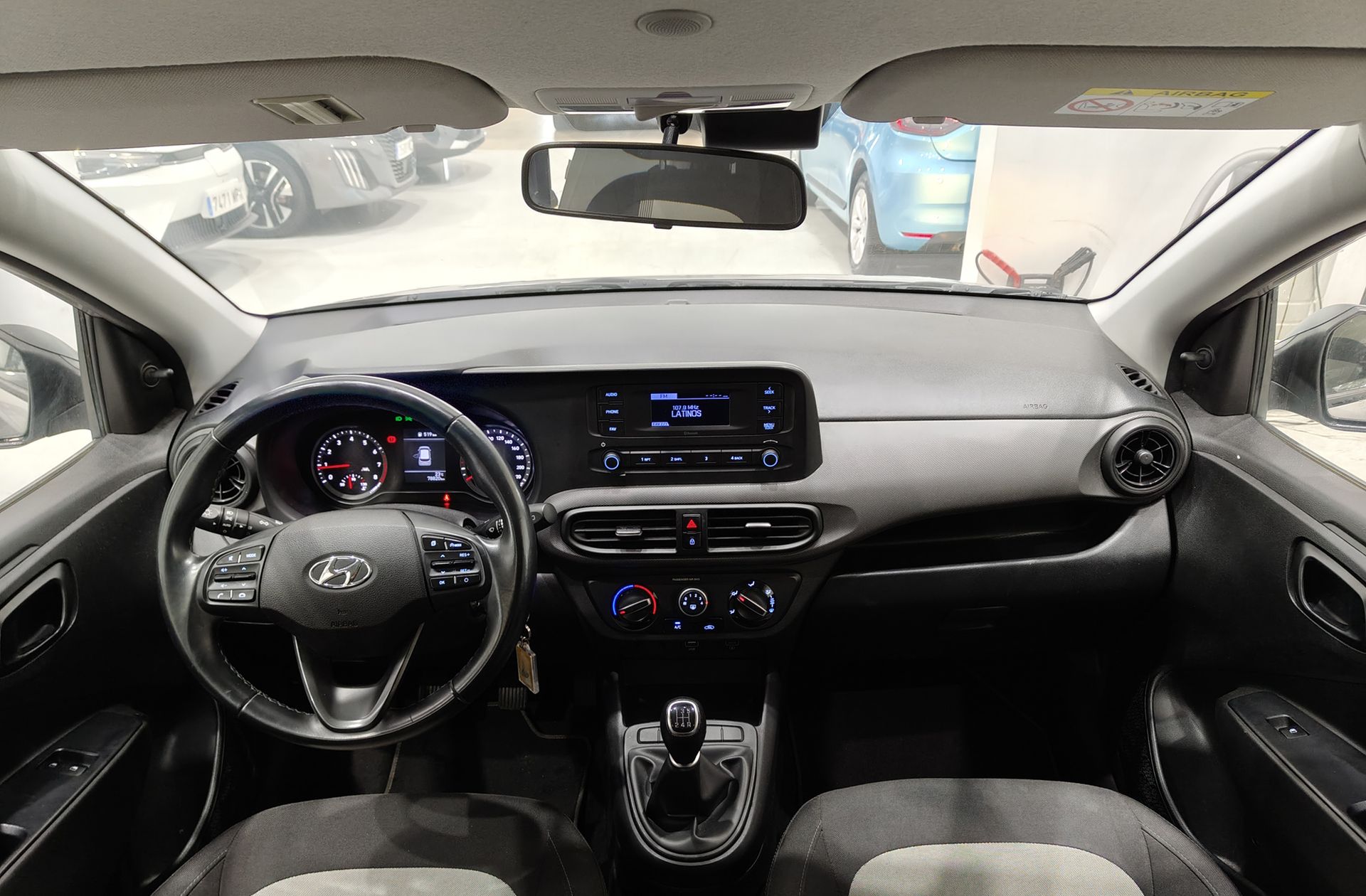 Hyundai i10 1.0 Klass - foto 6