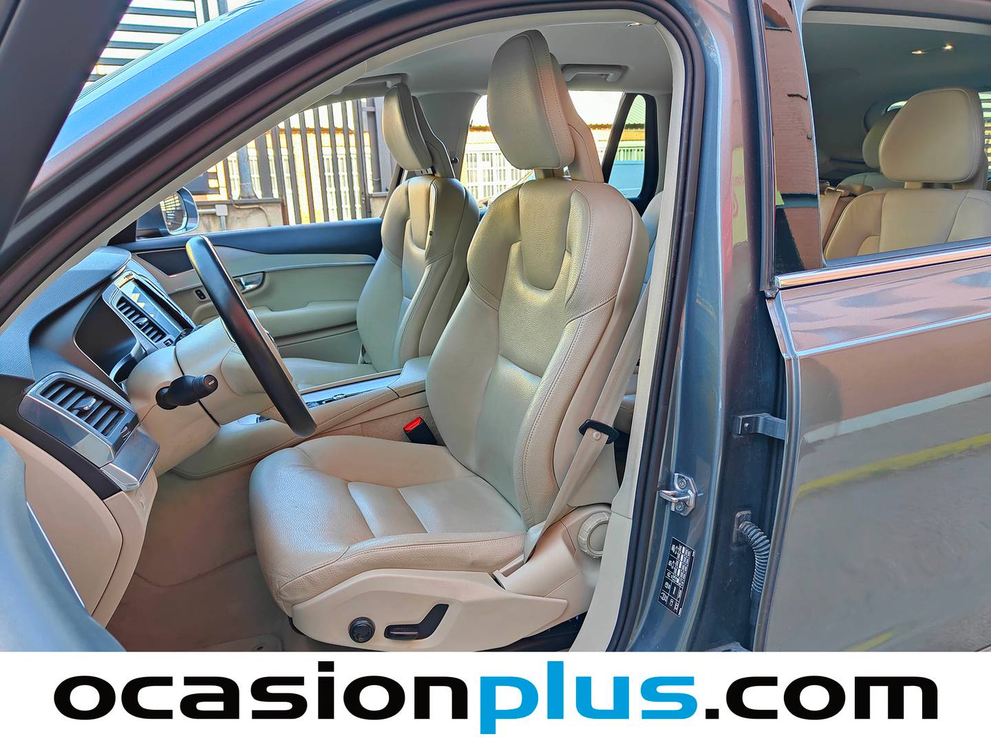 Foto asientos delanteros Volvo XC90 Volvo XC90 D5 Momentum B AWD Auto  (235 CV) 7 Plazas