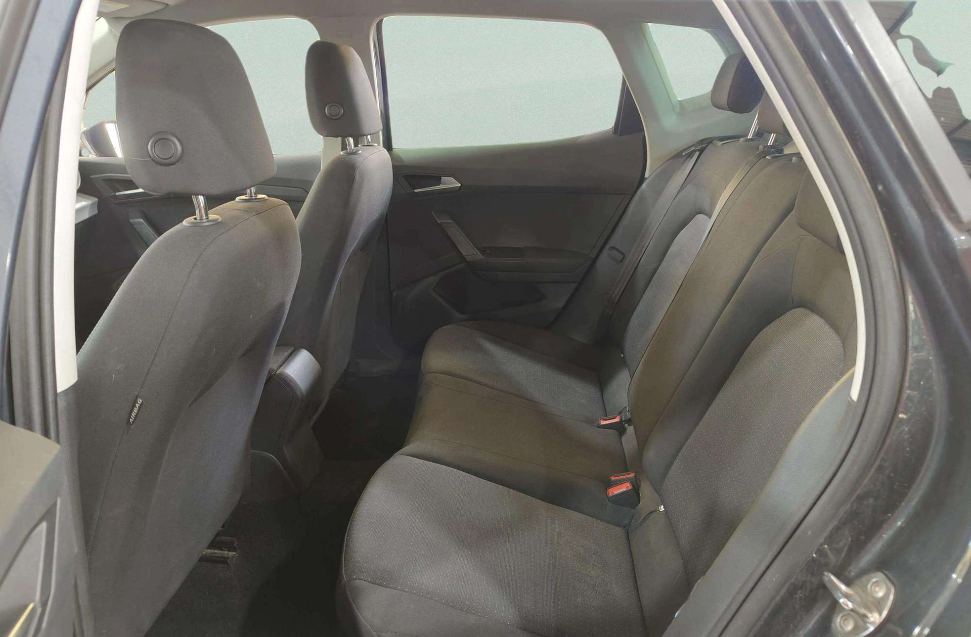 SEAT Arona 1.0 TSI Style XL Edition - foto 11