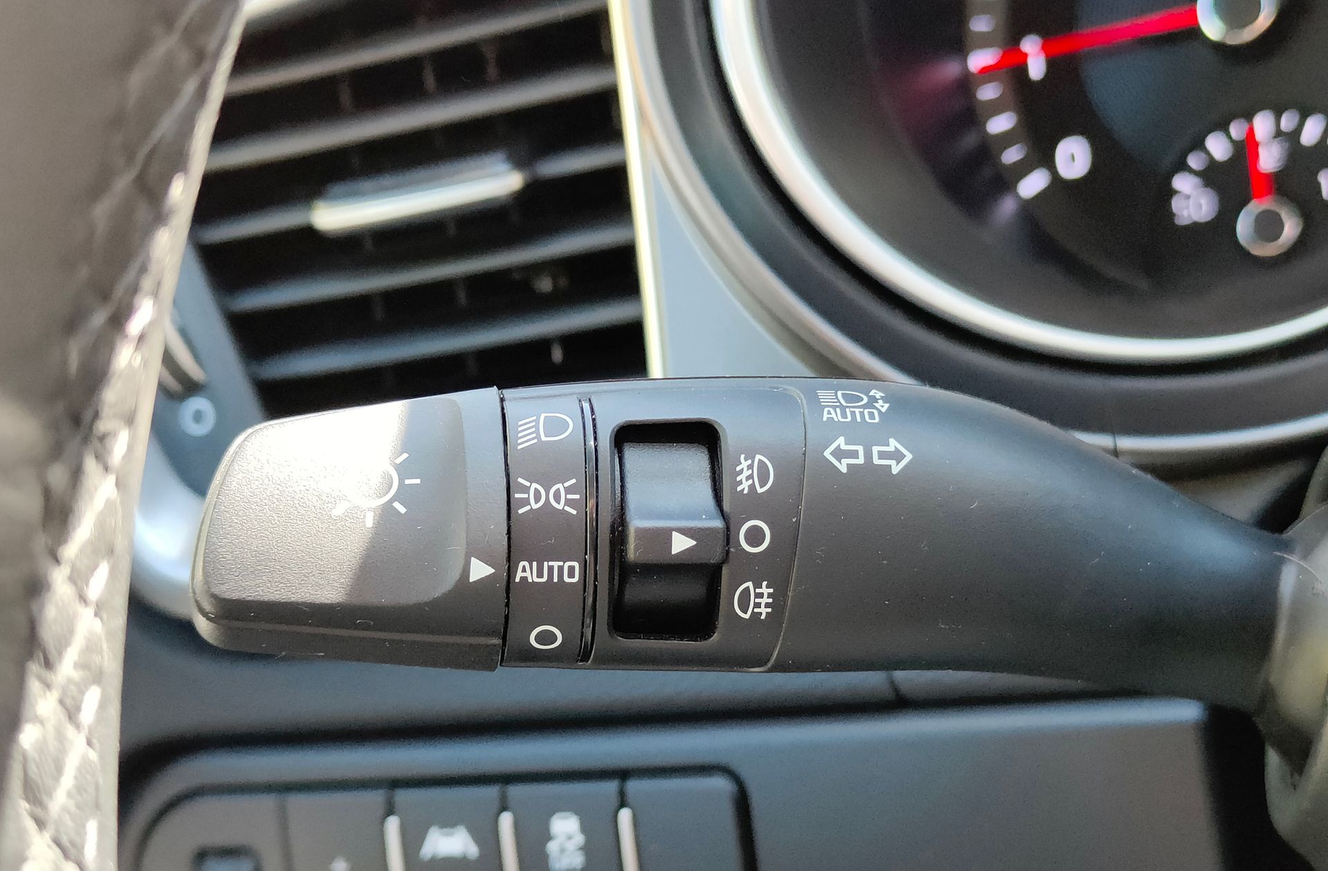 Kia Ceed 1.0 T-GDi Drive - foto 24