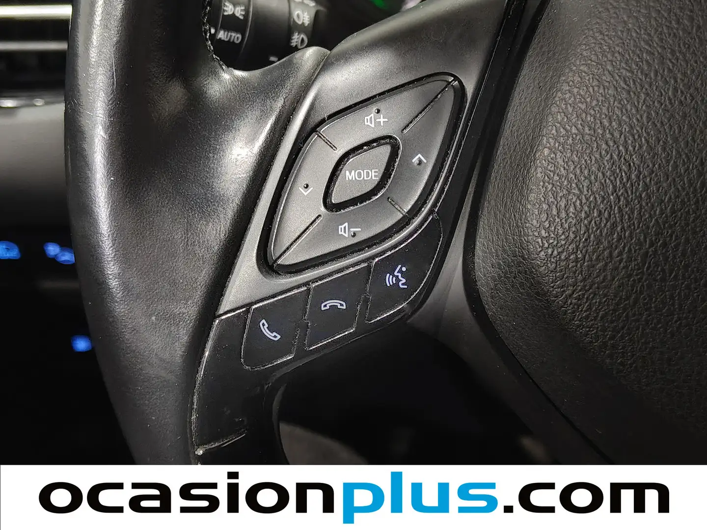 Foto Toyota C-HR Toyota C-HR 1.8 125H Style Plus (122 CV)