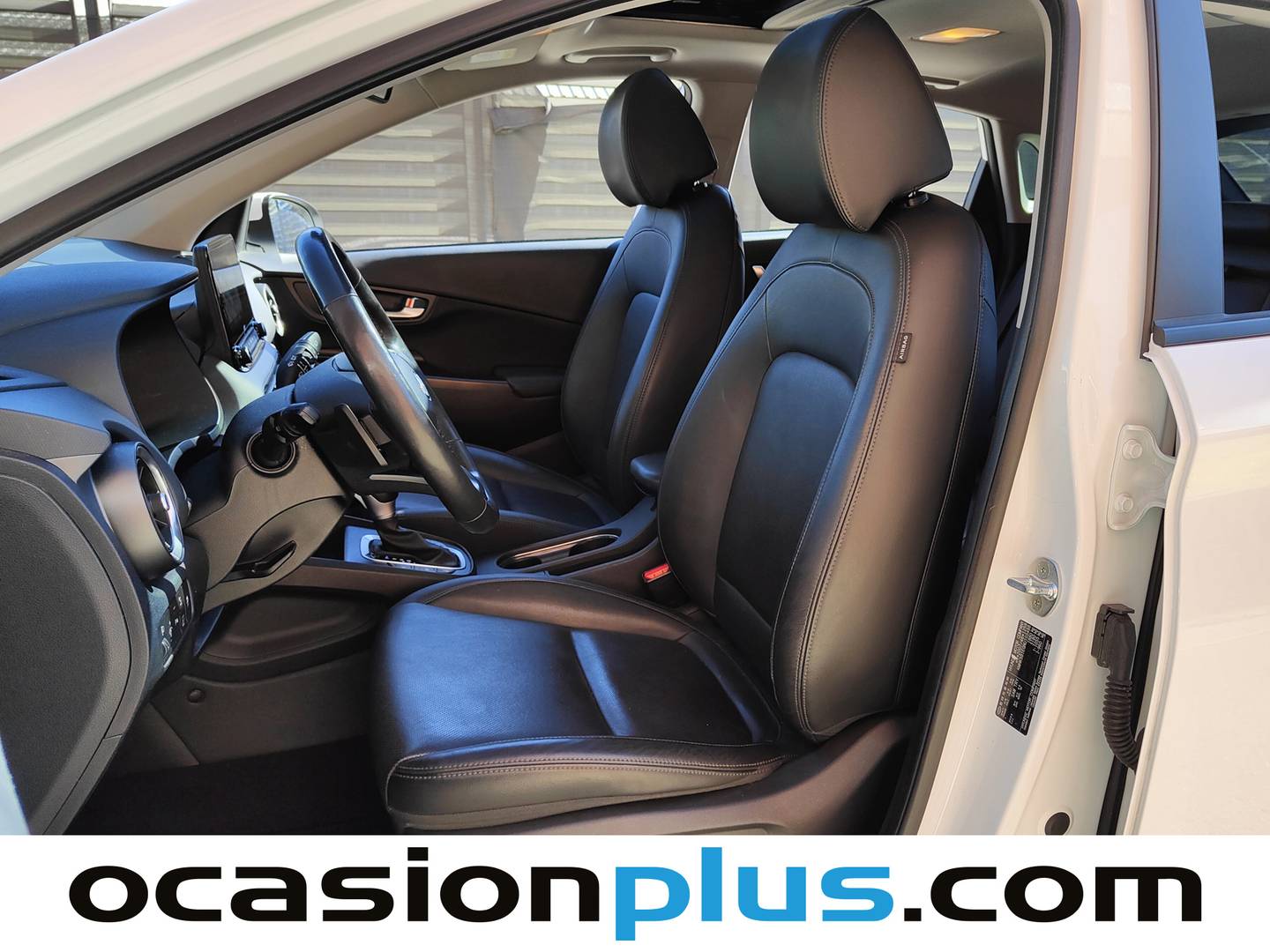 Foto asientos delanteros Hyundai Kona Hyundai Kona 1.6 GDI HEV Style Sky DCT (141 CV)