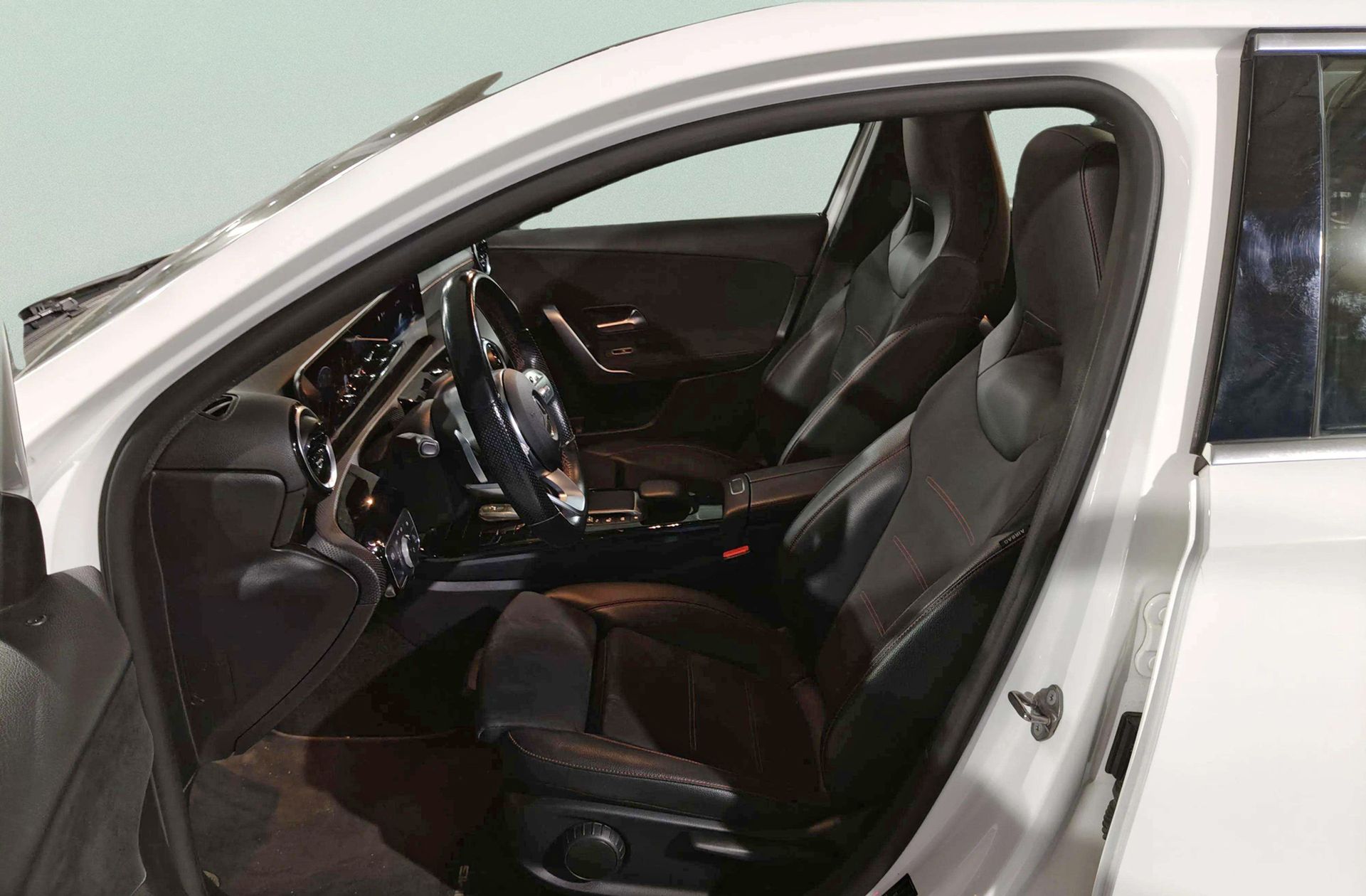Mercedes-Benz Clase A 180 d Pack AMG - foto 15