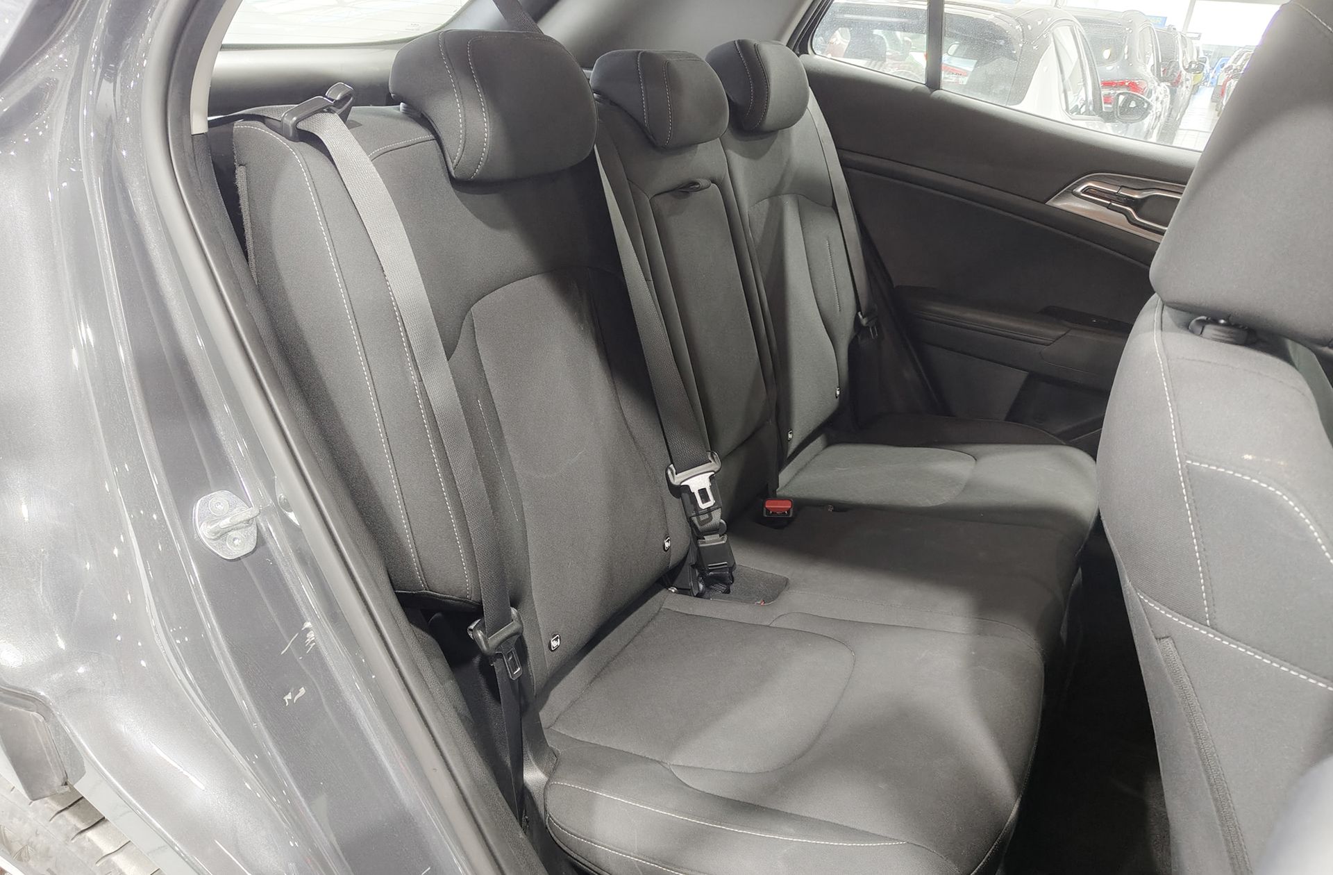 Kia Sportage 1.6 CRDi MHEV Business 4x2 - foto 18