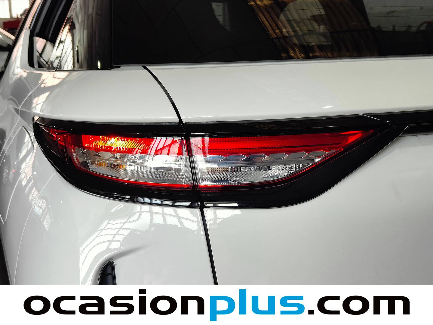 Paquetes del DS DS 3 DS DS3 PureTech 130 Performance Line Auto (130 CV)
