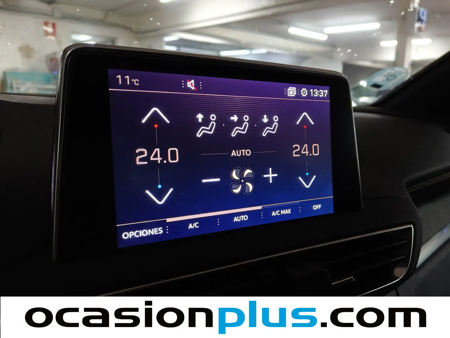 Foto Peugeot 3008 Peugeot 3008 BlueHDI 130 S&S GT Line EAT8 (130 CV)