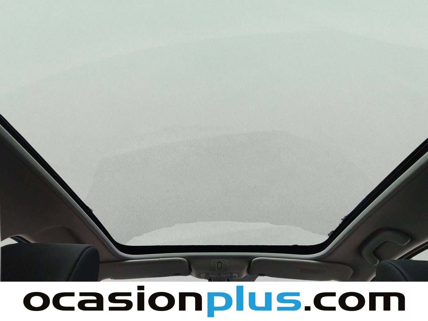 Extras y acabados del Nissan QASHQAI+2 Nissan Qashqai+2 1.5 dCi Acenta 4x2 (106 CV)