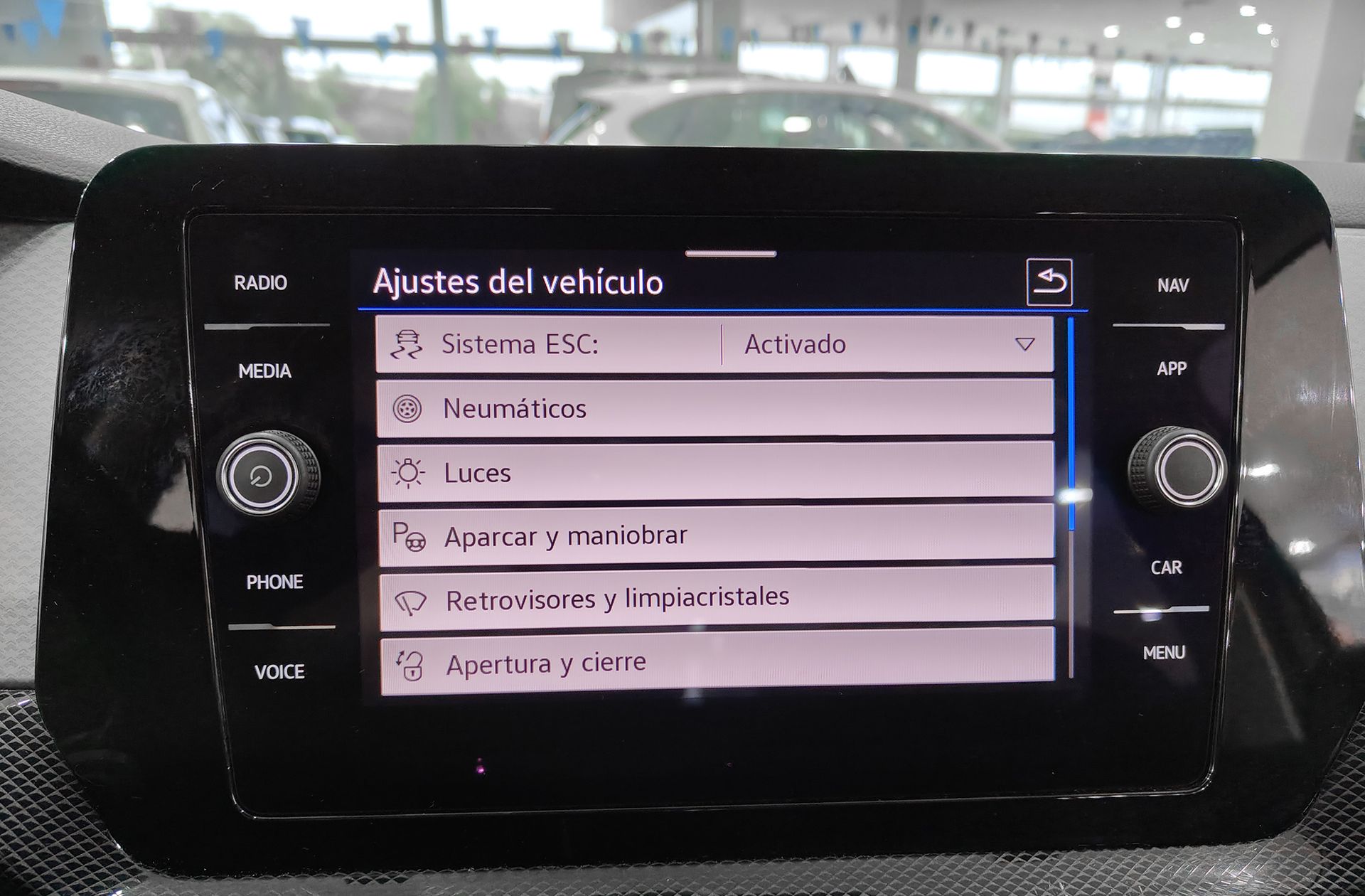 Volkswagen T-Cross Life 1.0 TSI DSG - foto 30