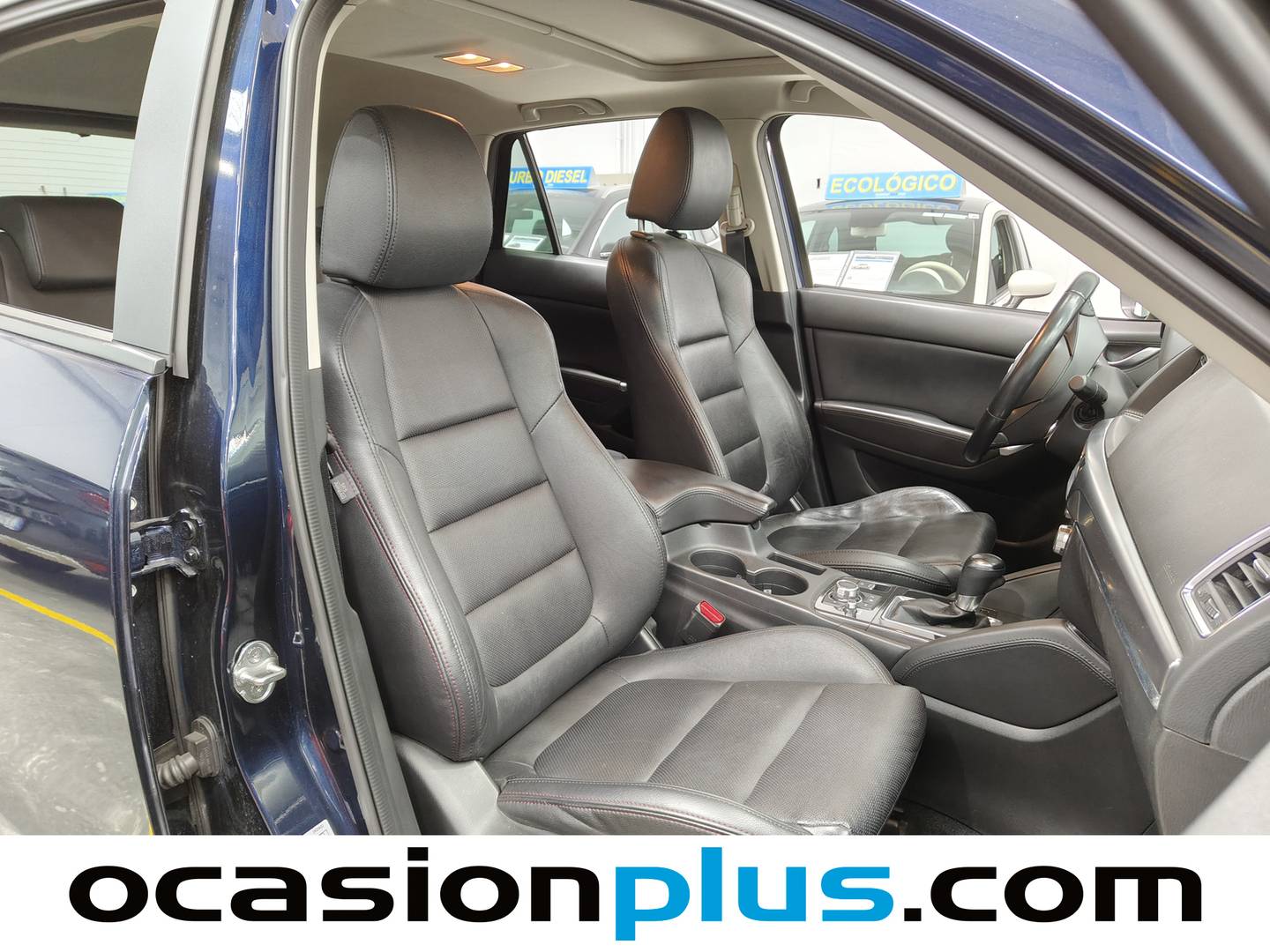 Foto Mazda CX-5 Mazda CX-5 2.2 DE Luxury + Premium + Travel + SunRoof 4WD Auto  (175 CV)