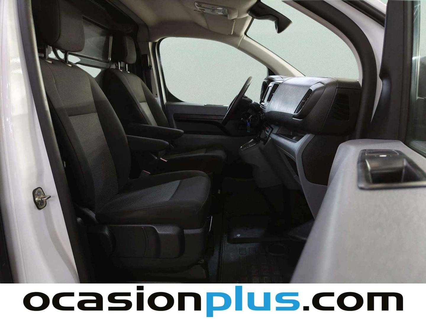 Fotos maletero Opel Vivaro-e Opel Vivaro-e Furgon BEV 230 M Standard Select (136 CV)