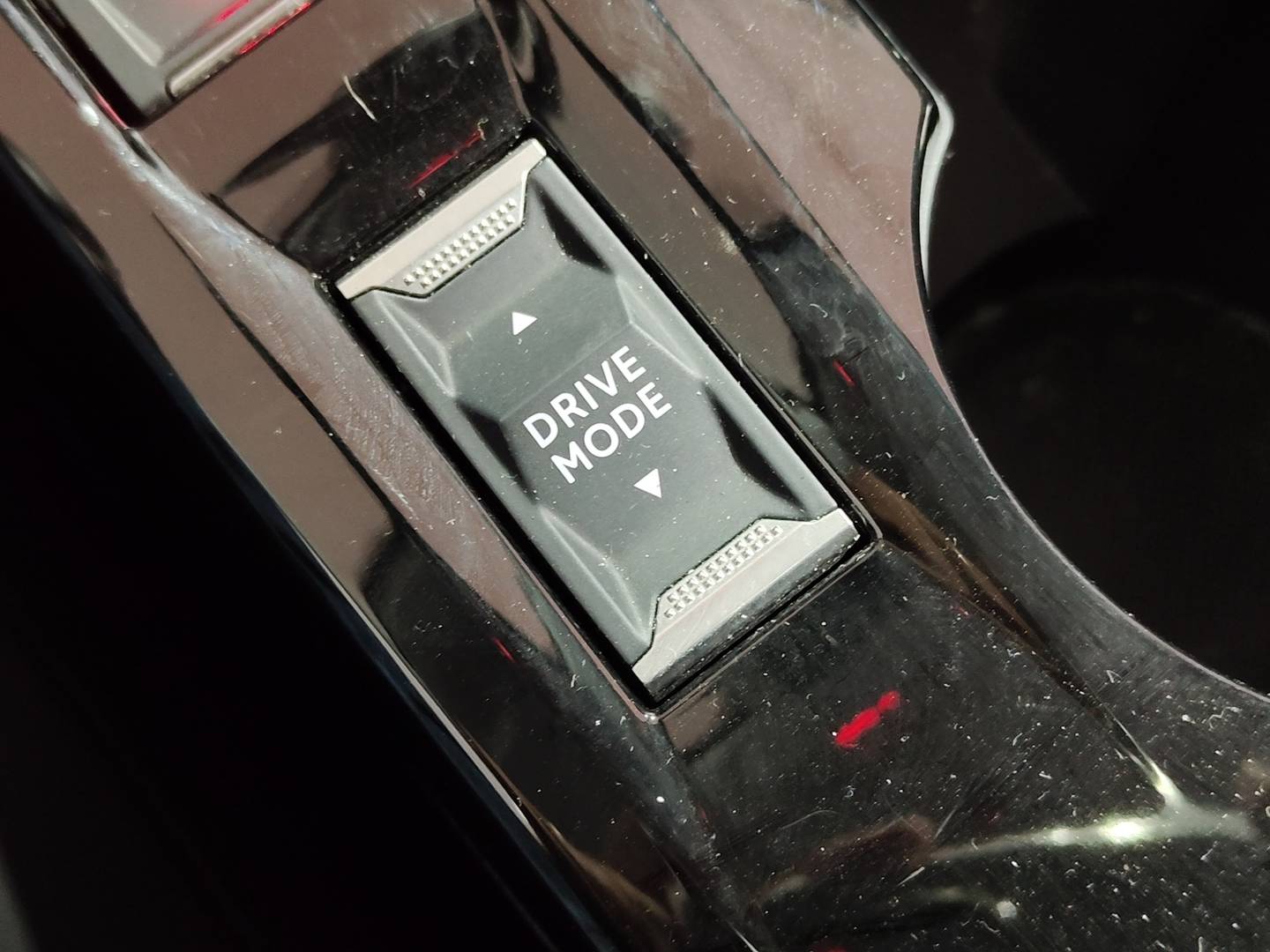 Foto Peugeot 208 Peugeot 208 PureTech 100 Allure (100 CV)