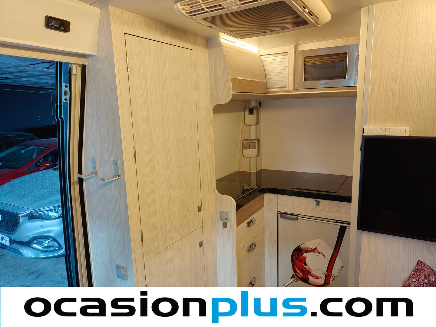 Extras del Fiat Ducato Fiat Ducato Furgon 2.3 Multijet 35 L2H2 (160 CV) 2 Plazas Camperizada