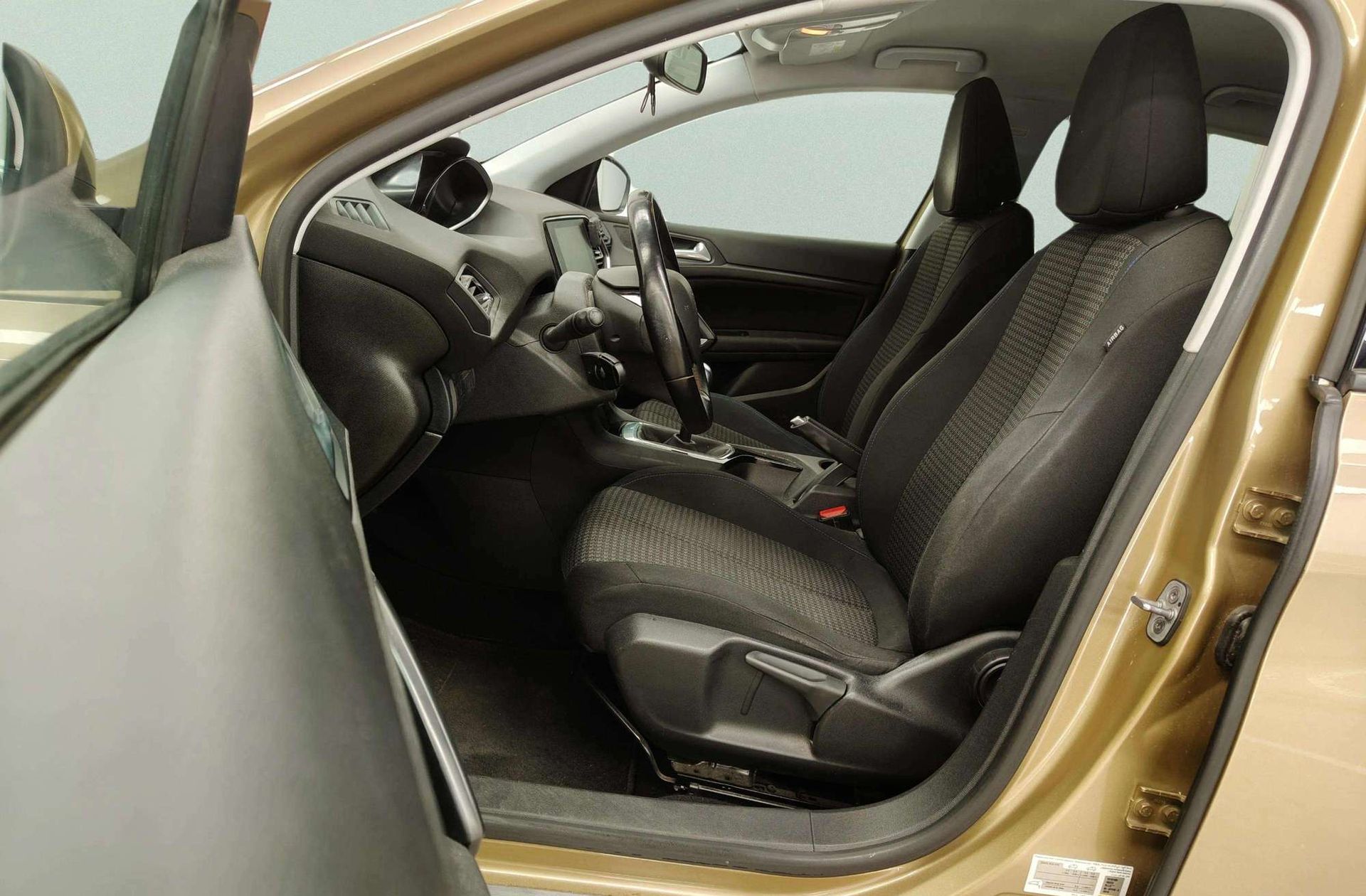 Peugeot 308 PureTech 130 Style - foto 10