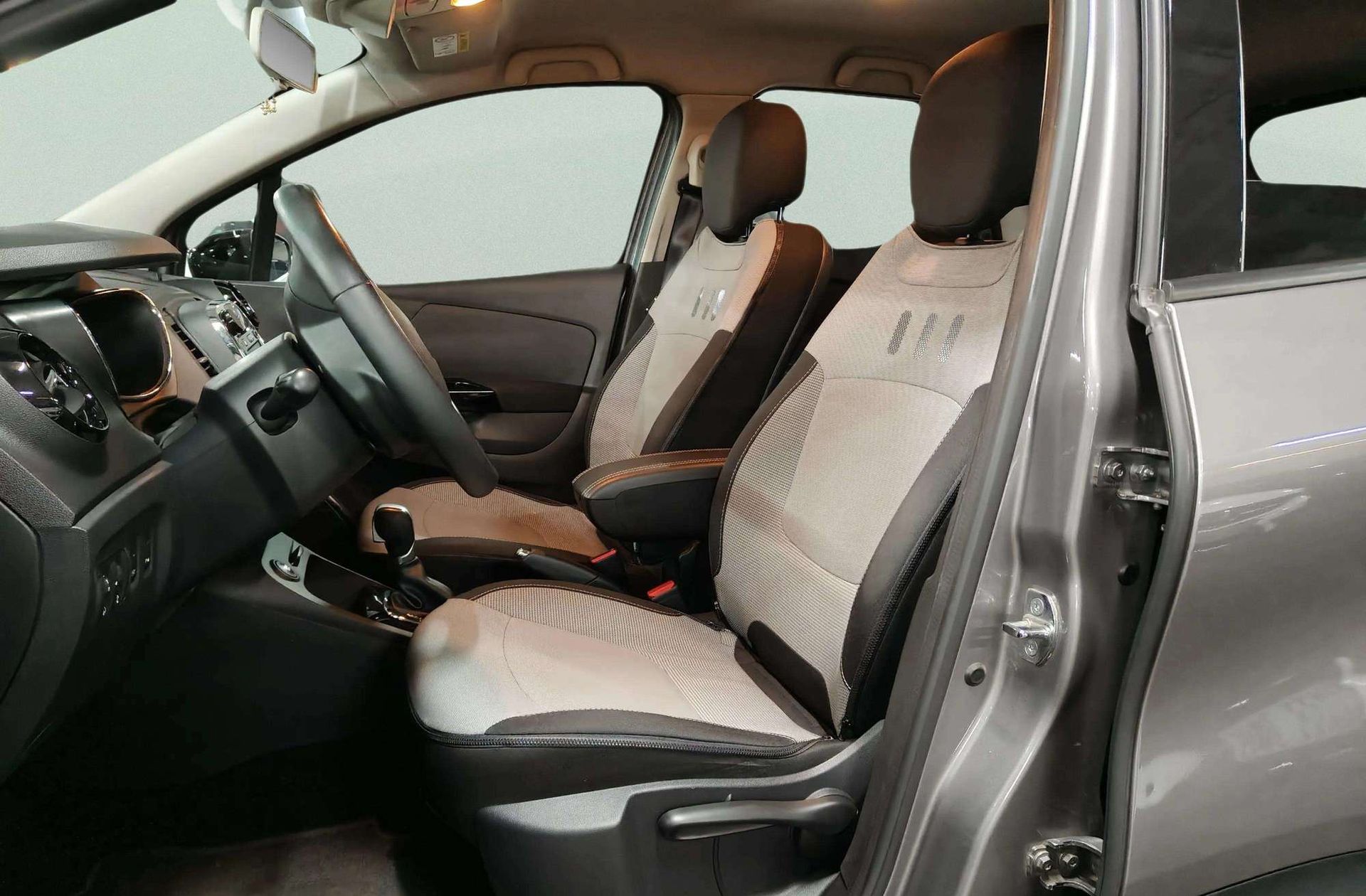 Renault Captur Zen Energy dCi EDC - foto 10