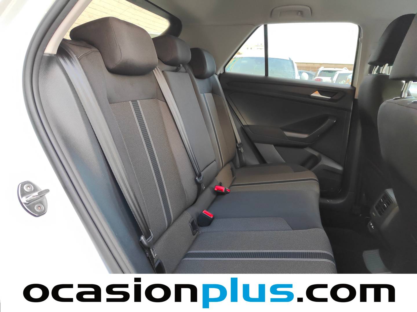 Foto Volkswagen T-Roc Volkswagen T-Roc Advance R-Line 2.0 TDI (115 CV)