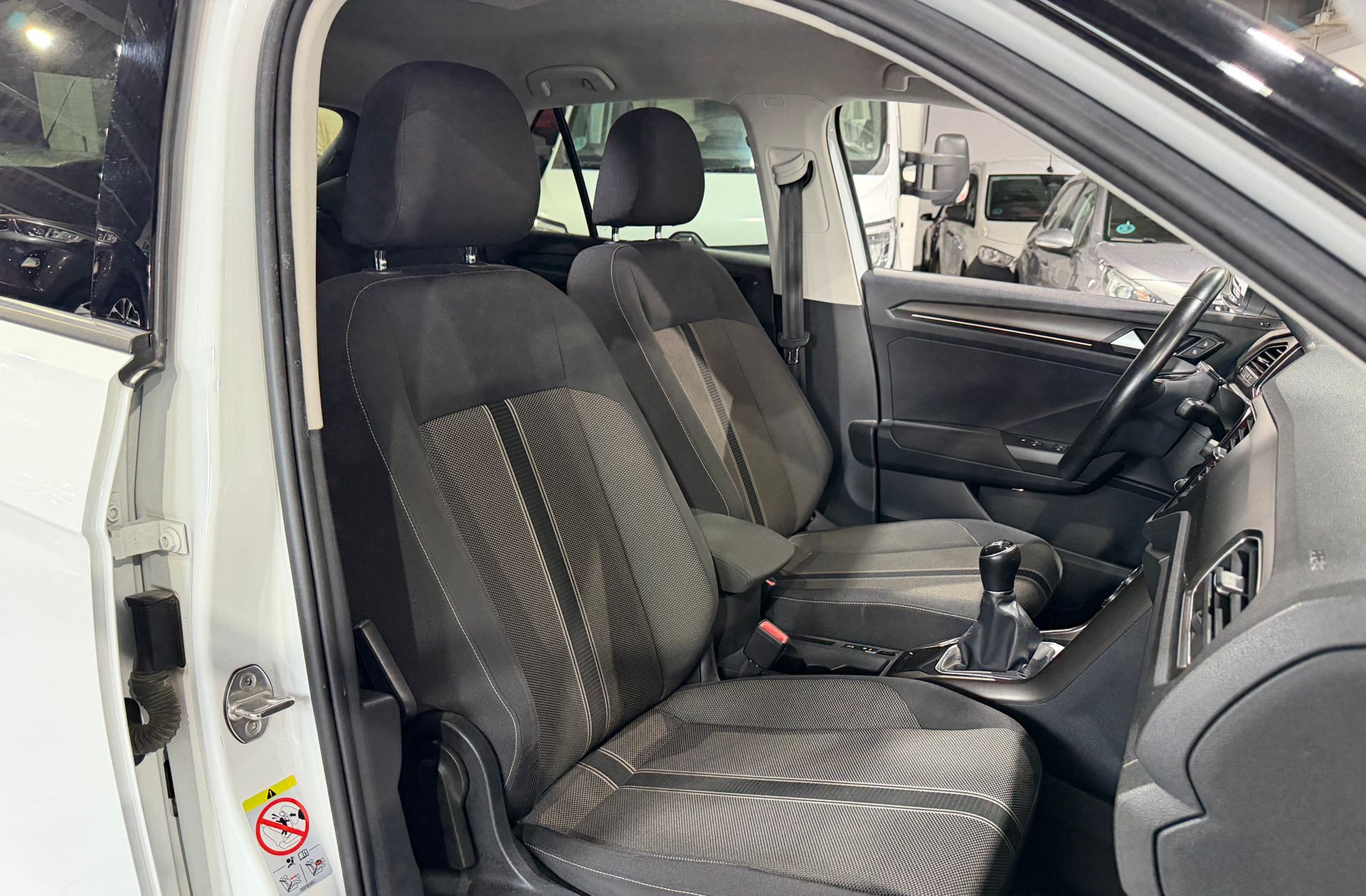 Volkswagen T-Roc Advance Style 1.5 TSI EVO - foto 18