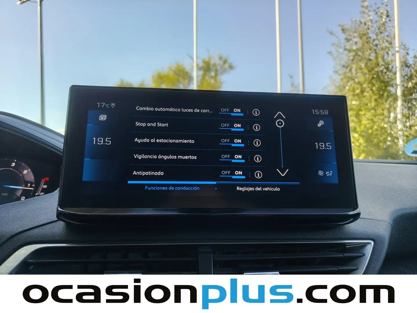 Foto Peugeot 5008 Peugeot 5008 BlueHDi 130 S&S Allure (130 CV) 7 Plazas