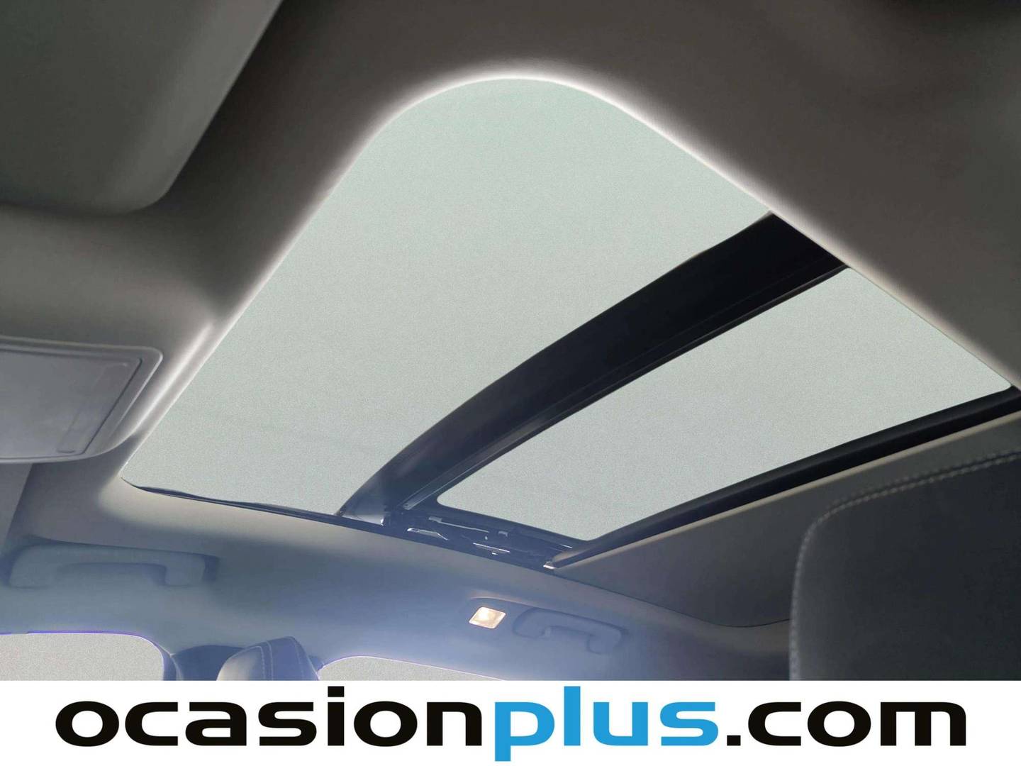 Extras y acabados del Ford Kuga Ford Kuga 2.5 Duratec PHEV Active X (243 CV)