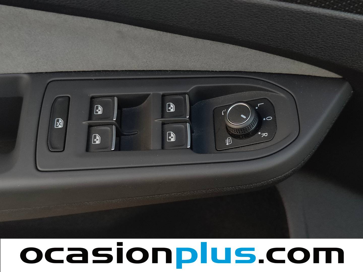 Volkswagen Golf Volkswagen Golf R-Line 1.5 eTSI (150 CV) DSG automático