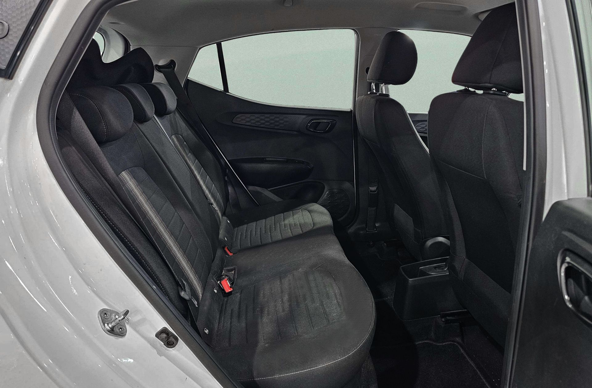 Hyundai i10 1.0 Klass - foto 17