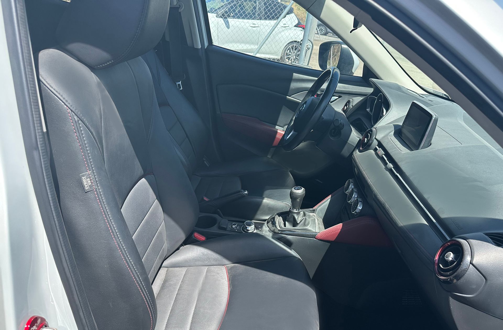 Mazda CX-3 1.5 DE Skyactiv Luxury 2WD - foto 14