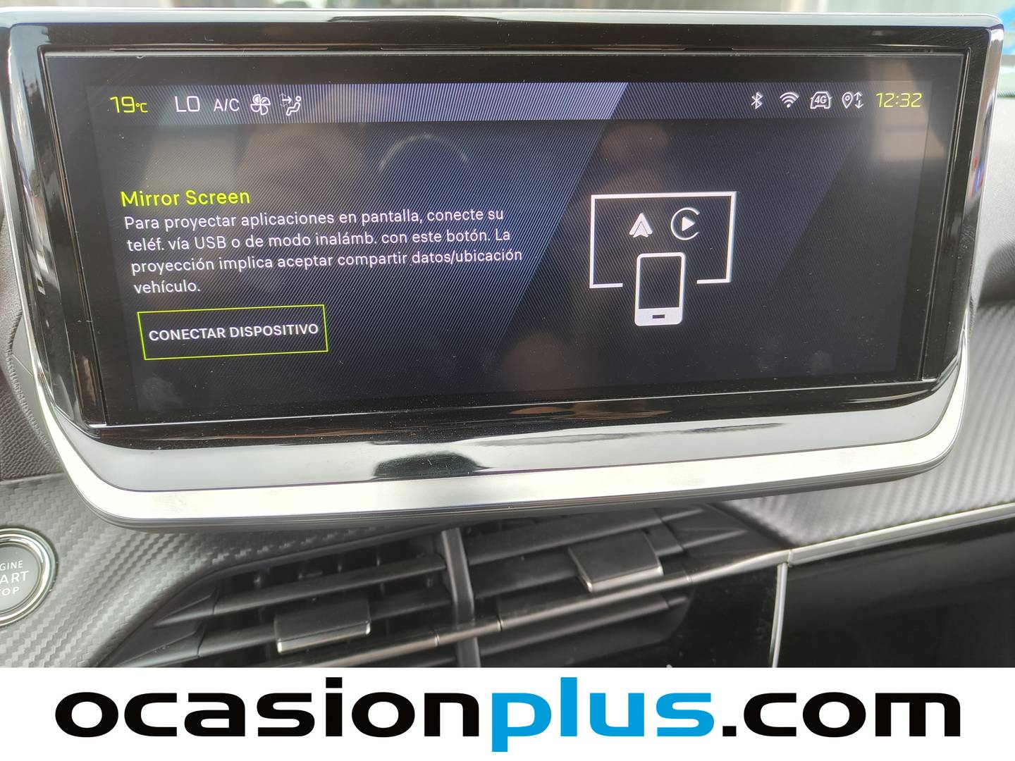 Foto Peugeot 2008 Peugeot 2008 Allure Hybrid eDCS6 (136 CV)