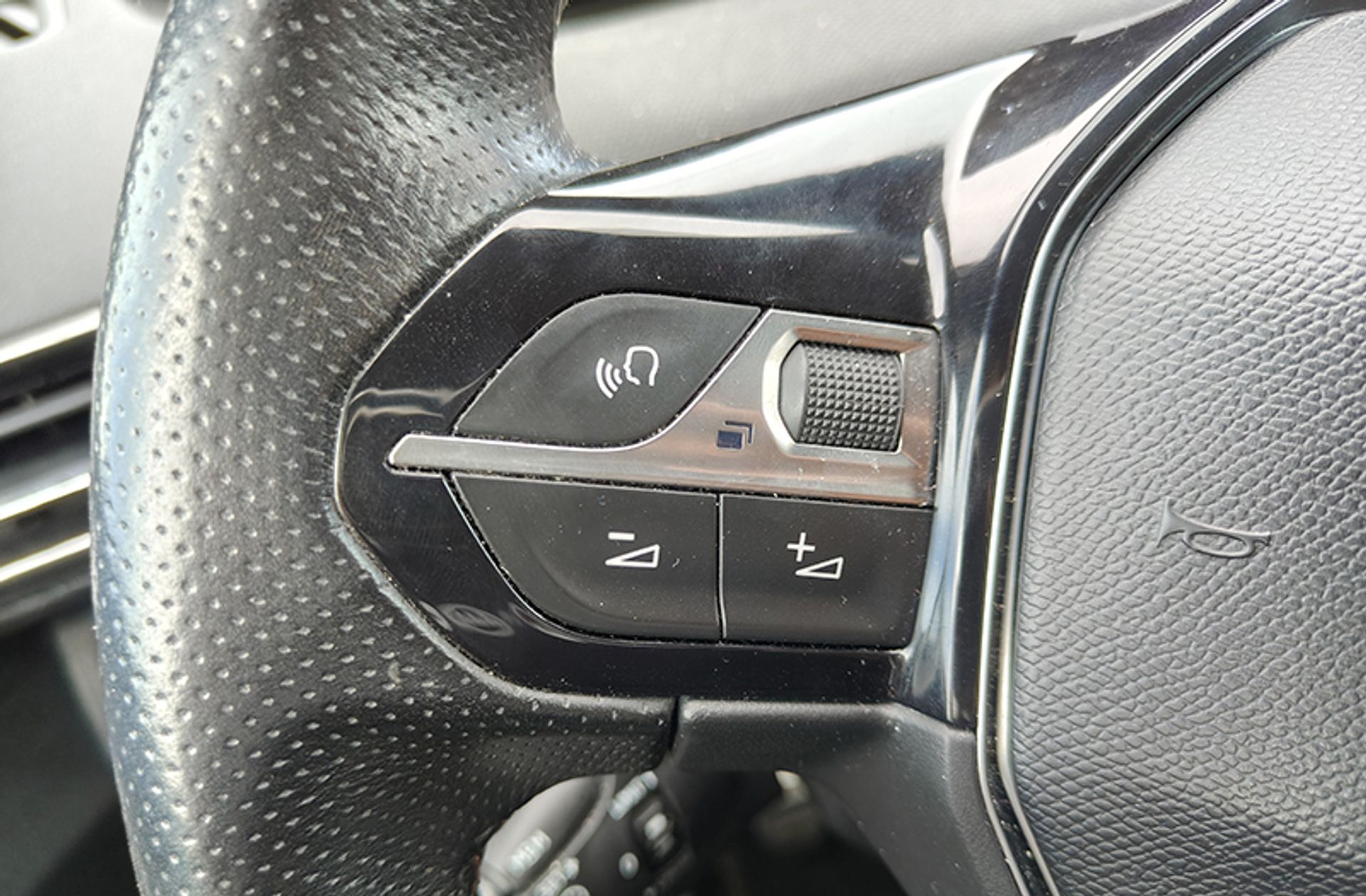 Peugeot 5008 BlueHDi 150 GT Line 7 plazas - foto 27