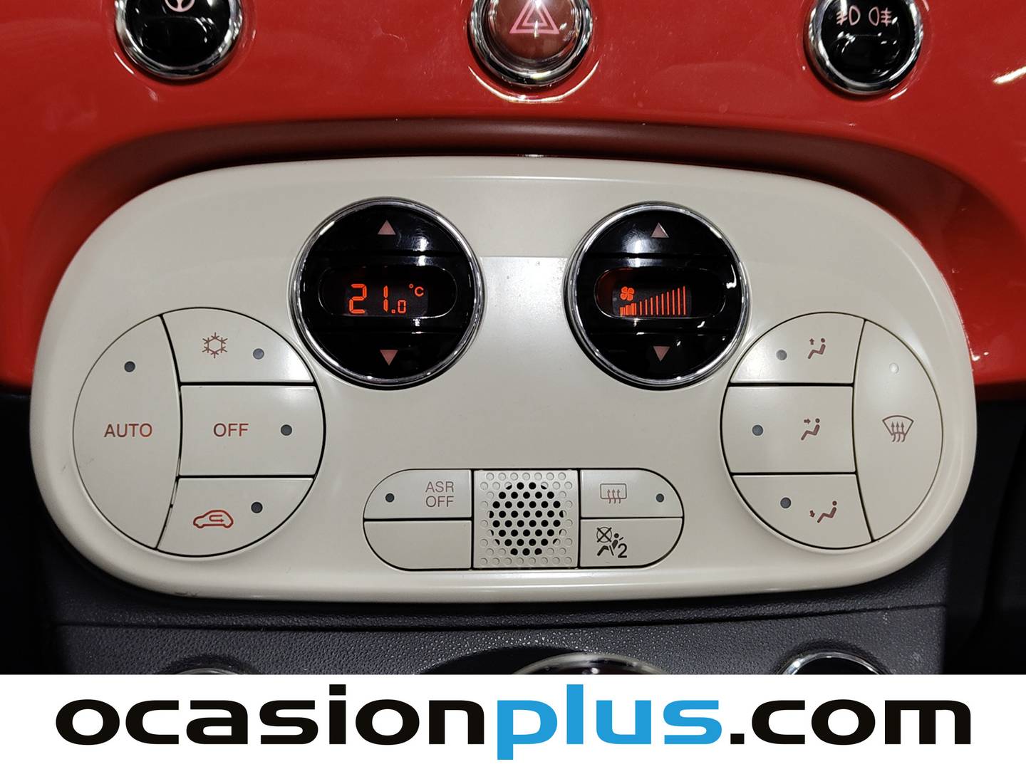 Equipamiento del Fiat 500C Fiat 500C 1.2 8v Cabrio Lounge (69 CV)