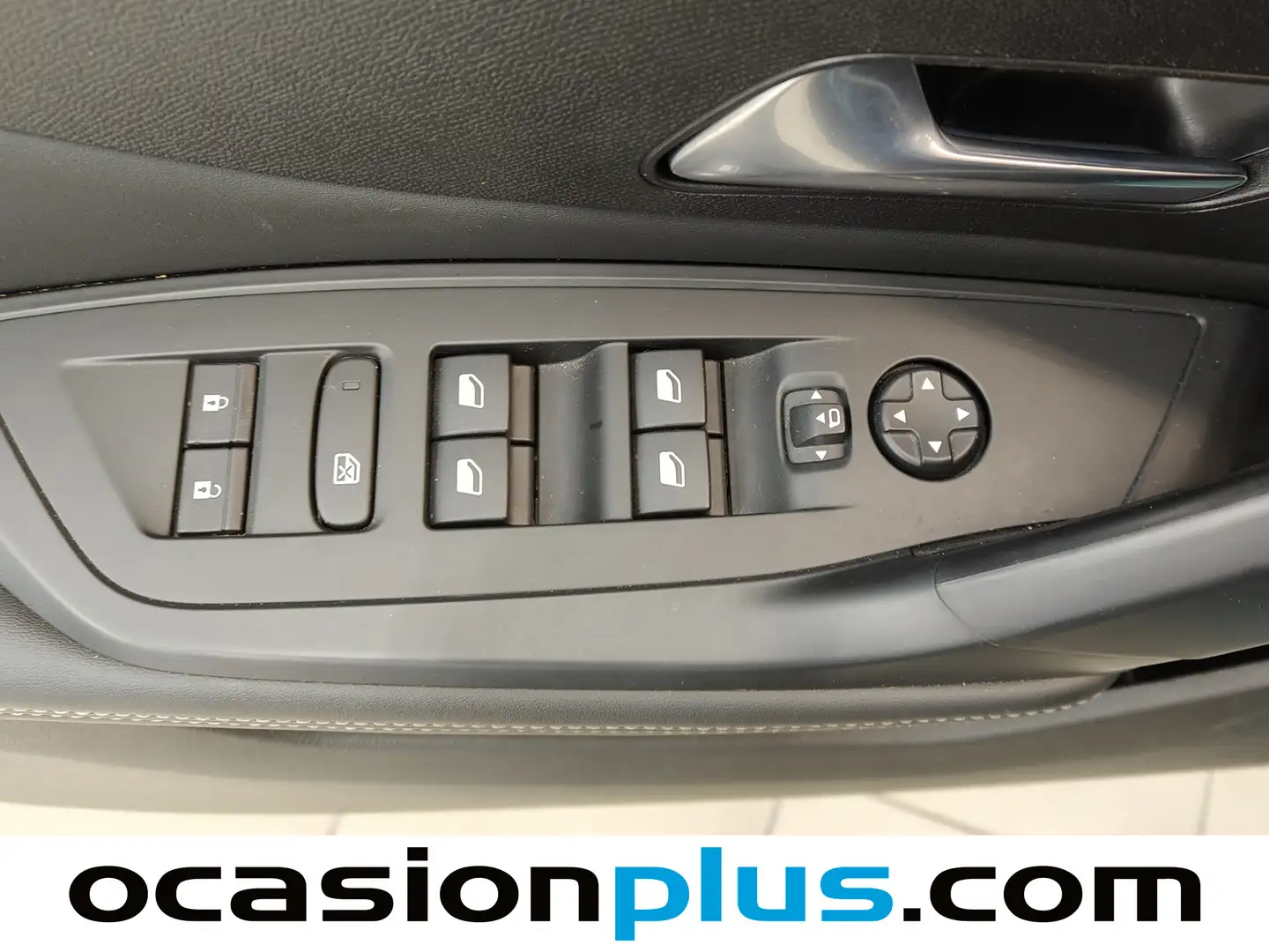 Foto Peugeot 308 Peugeot 308 SW PureTech 130 S&S Allure (130 CV)