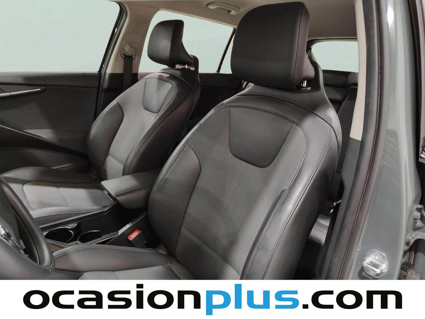 Extras y acabados del KIA Niro KIA Niro 1.6 GDi HEV Híbrido Drive (141 CV)