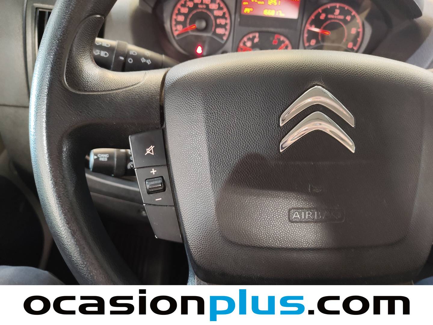 Foto Citroën Jumper Citroen Jumper Furgon BlueHDi 130 35 L3H2 Camperizada (131 CV)