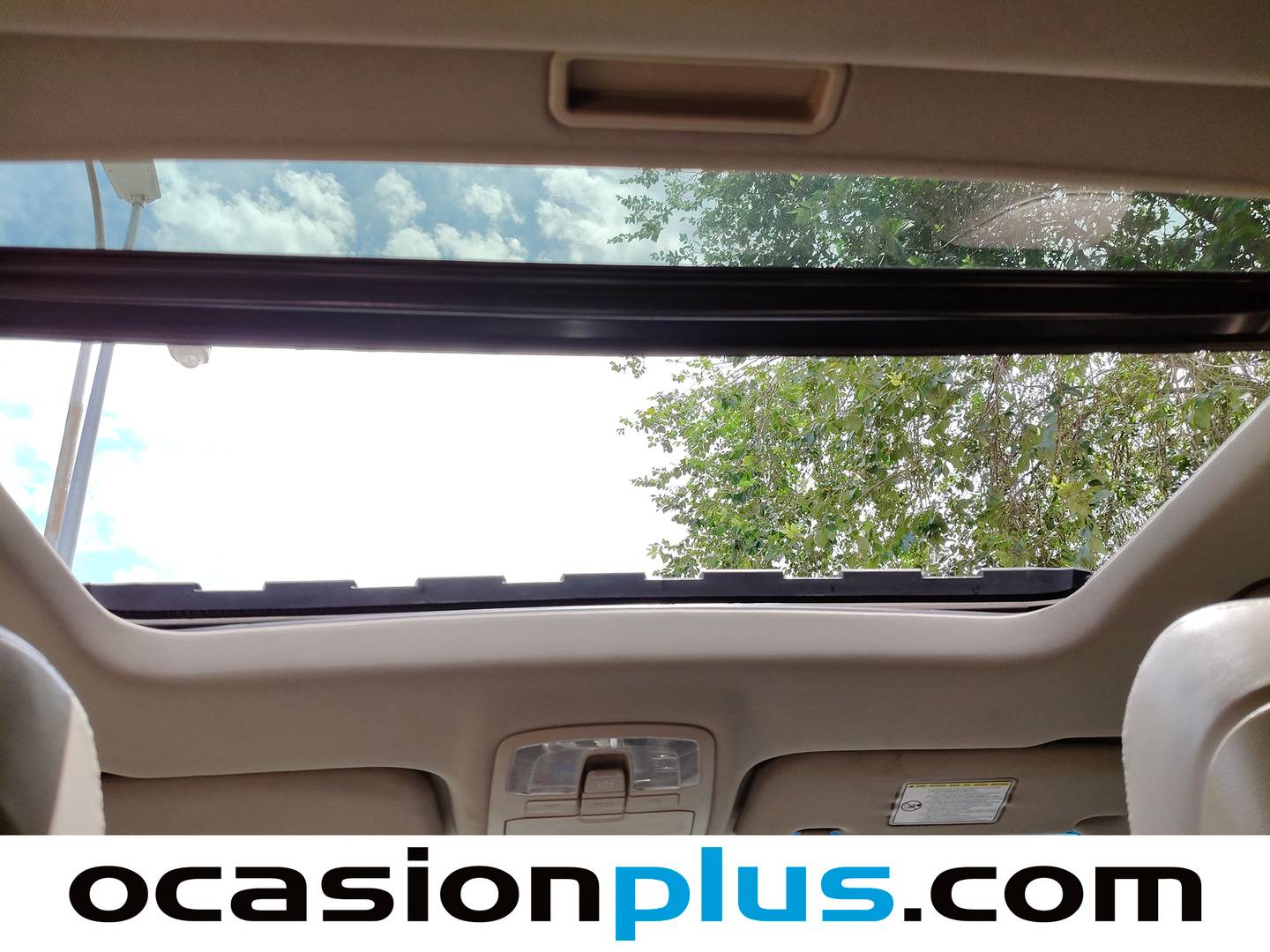 Extras y acabados del SsangYong Korando SsangYong Korando D20T Limited Plus Auto 4x4 (175 CV)