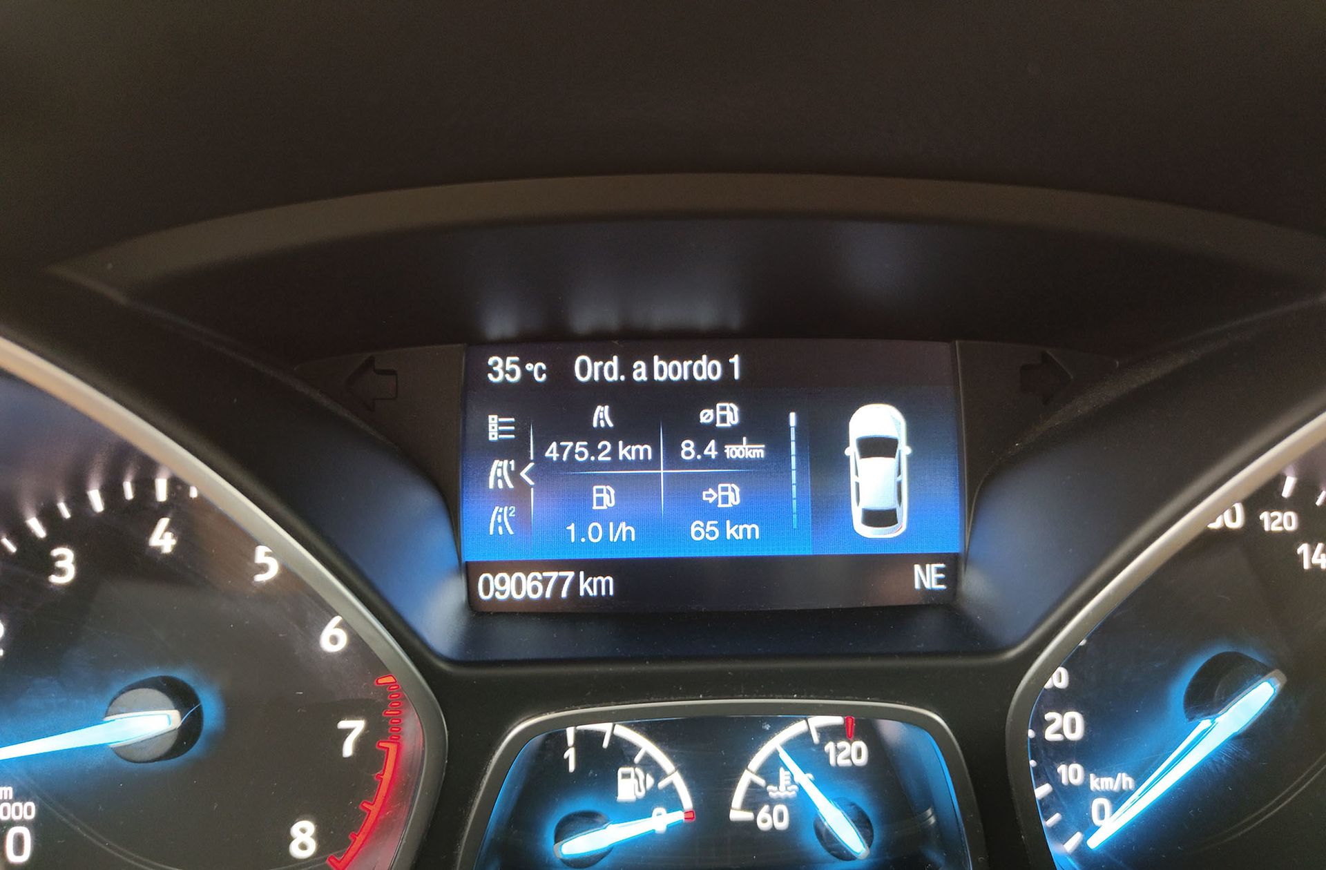 Ford Kuga 1.5 EcoBoost Trend+ 4x2 - foto 10