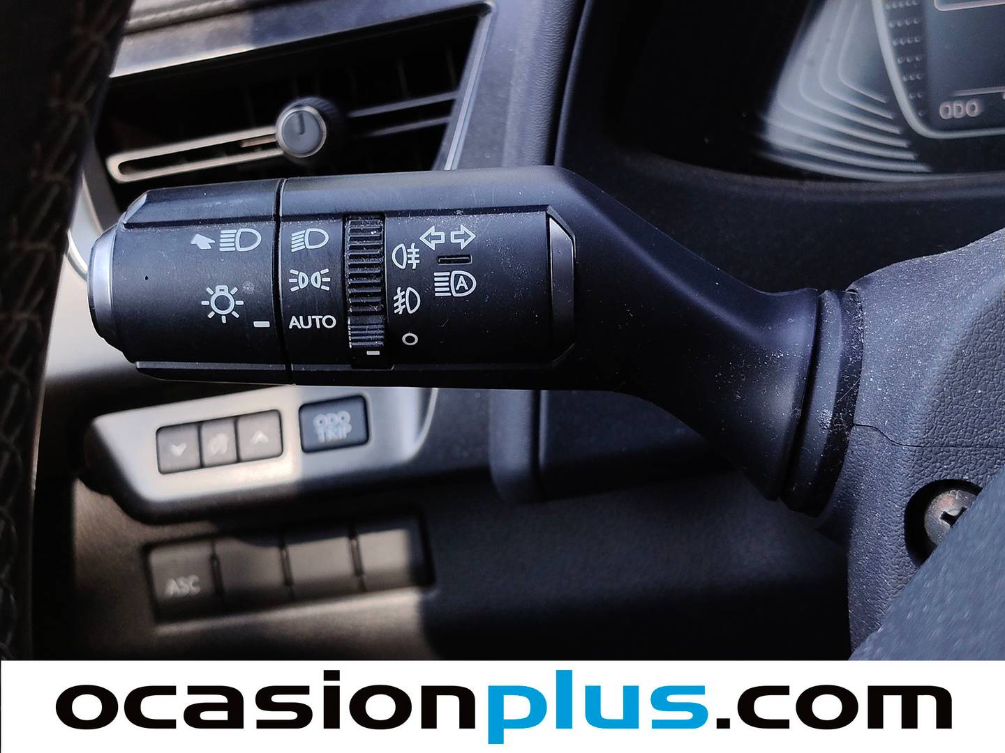 Lexus UX Lexus UX 300e Business (204 CV) de ocasión