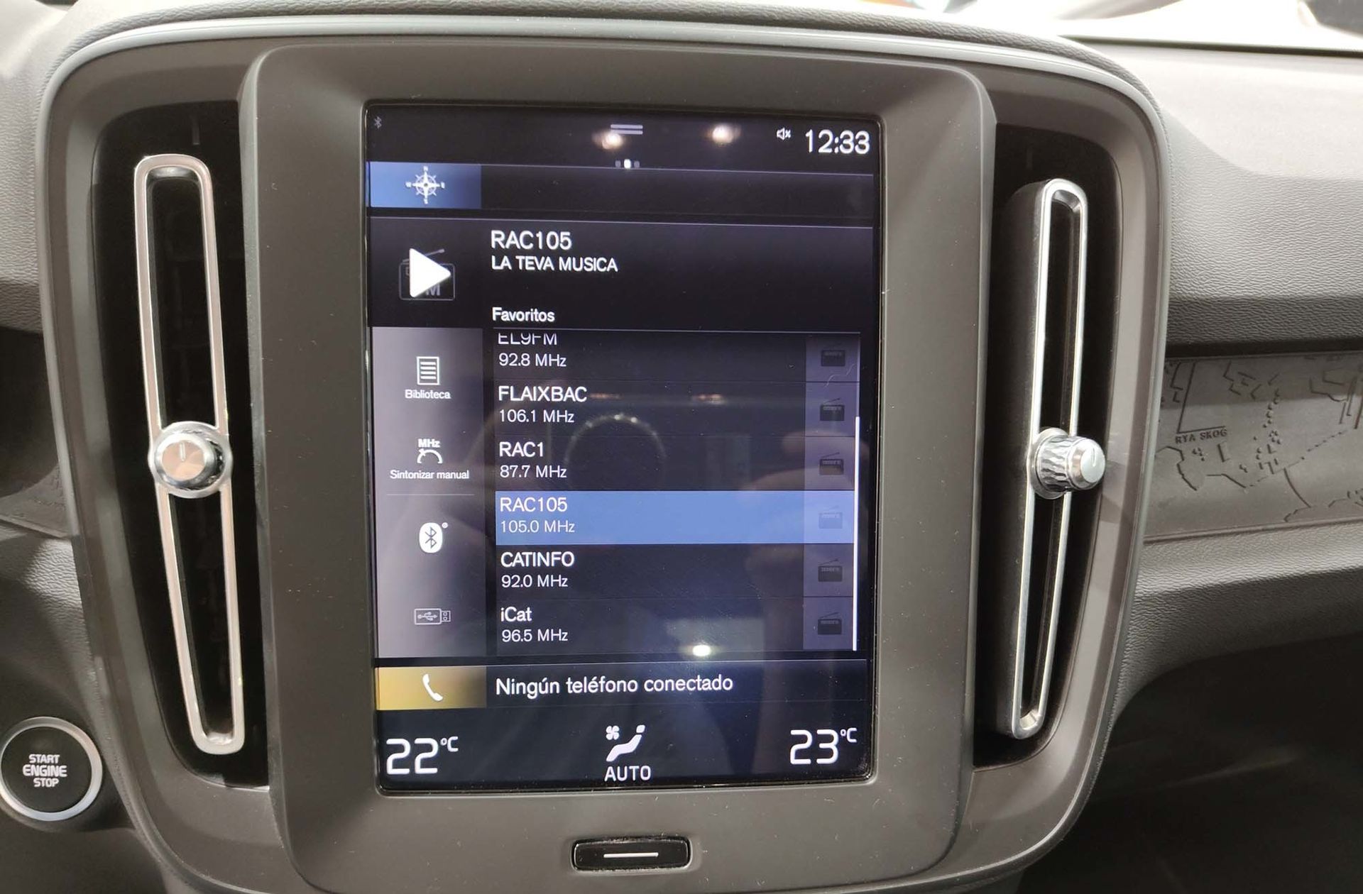 Volvo XC40 T3 - foto 35