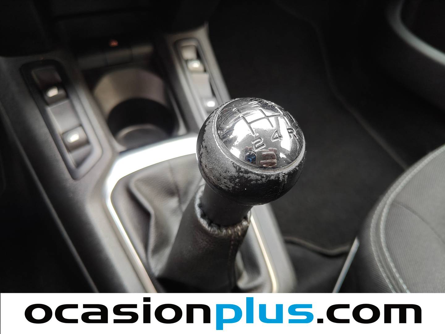 Citroën C-Elysée Citroën C-Elysee PureTech 82 Exclusive (82 CV) de segunda mano