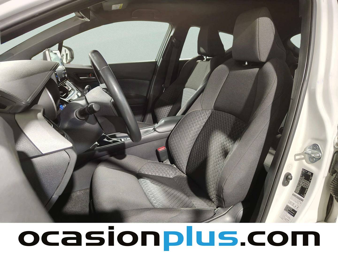 Toyota C-HR Toyota C-HR 1.8 125H Active (122 CV) seminuevo