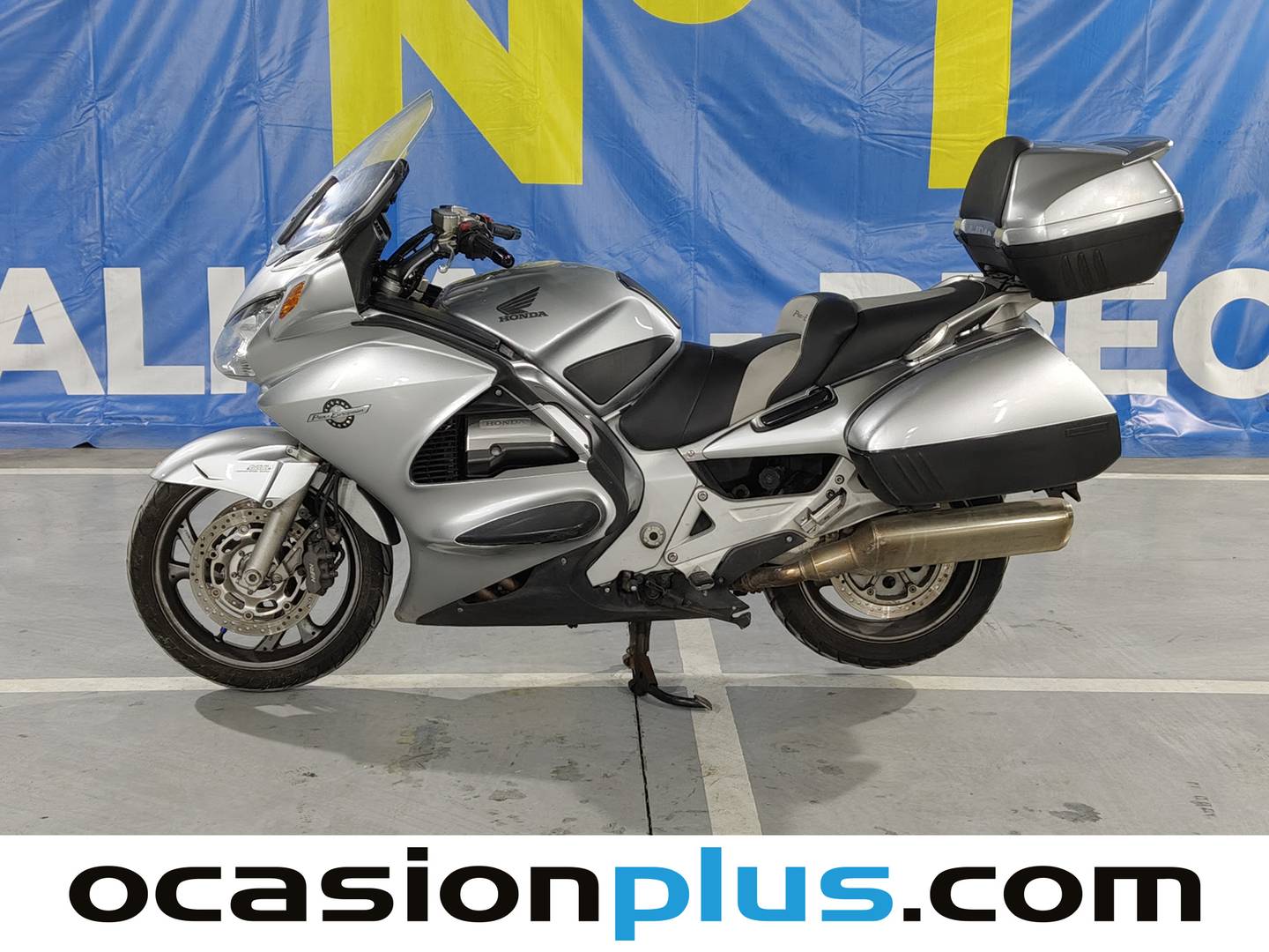 Foto Honda ST1300 PANEUROPEAN Honda ST1300 PANEUROPEAN (126 CV)