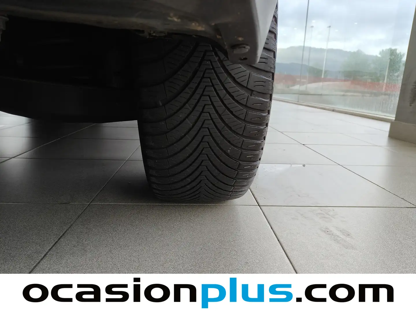 Foto Toyota C-HR Toyota C-HR 1.8 125H Advance (122 CV)