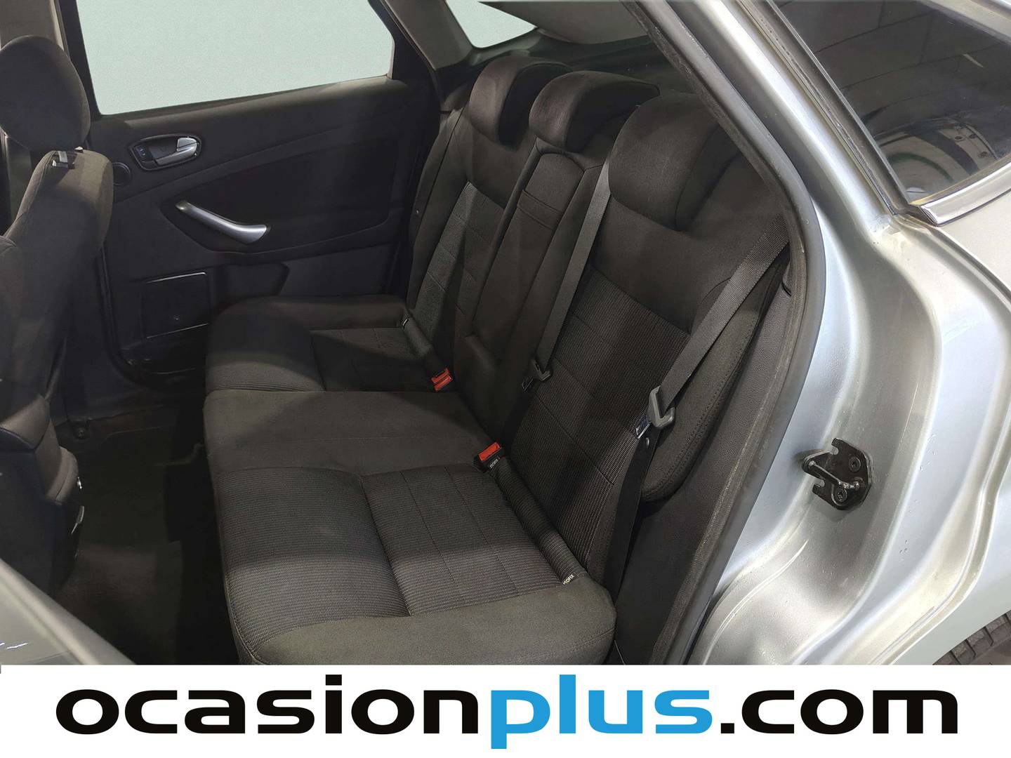 Foto asientos traseros Ford Mondeo Ford Mondeo 2.0 TDCi Titanium (140 CV)
