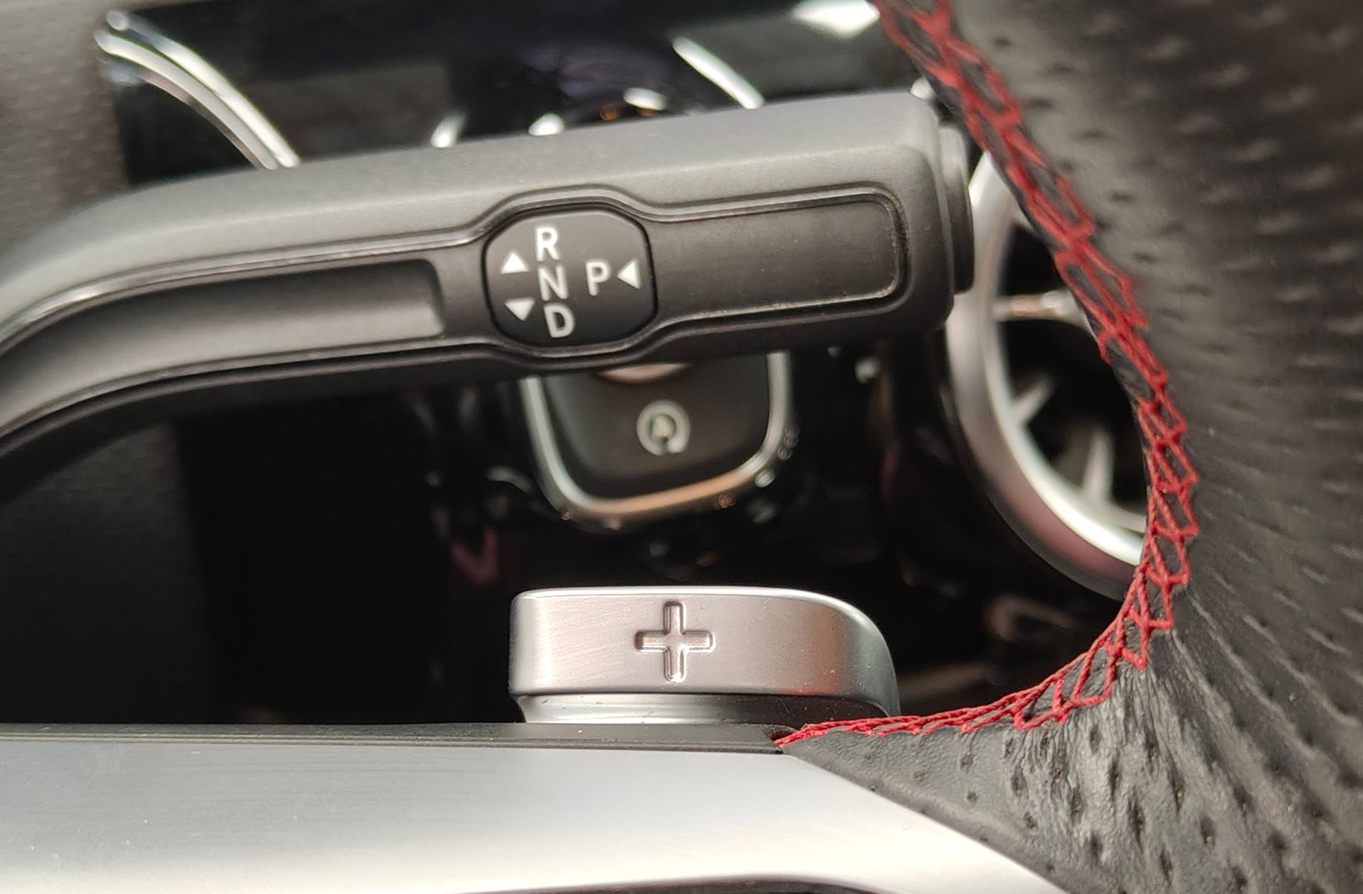 Mercedes-Benz Clase A 180 Pack AMG - foto 34